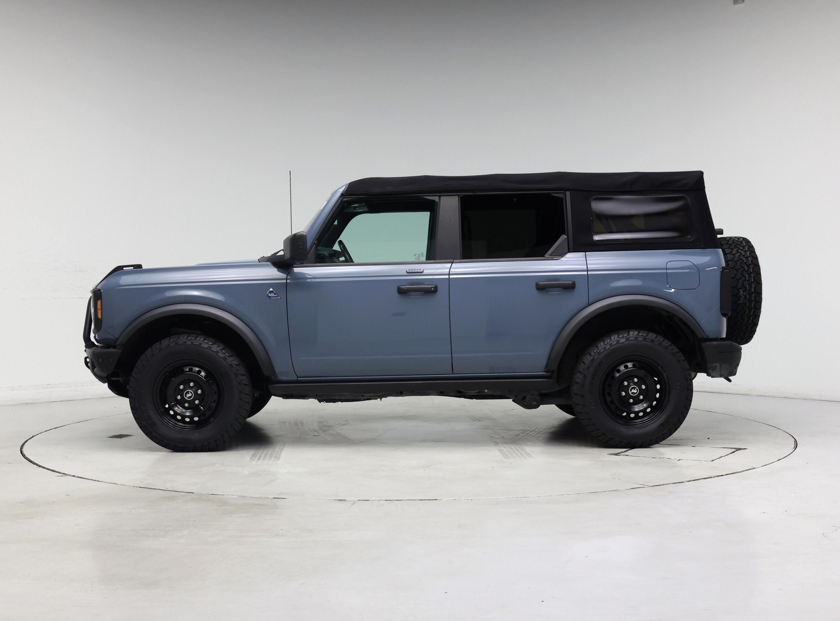 Thumbnail: 2022 Ford Bronco - 3