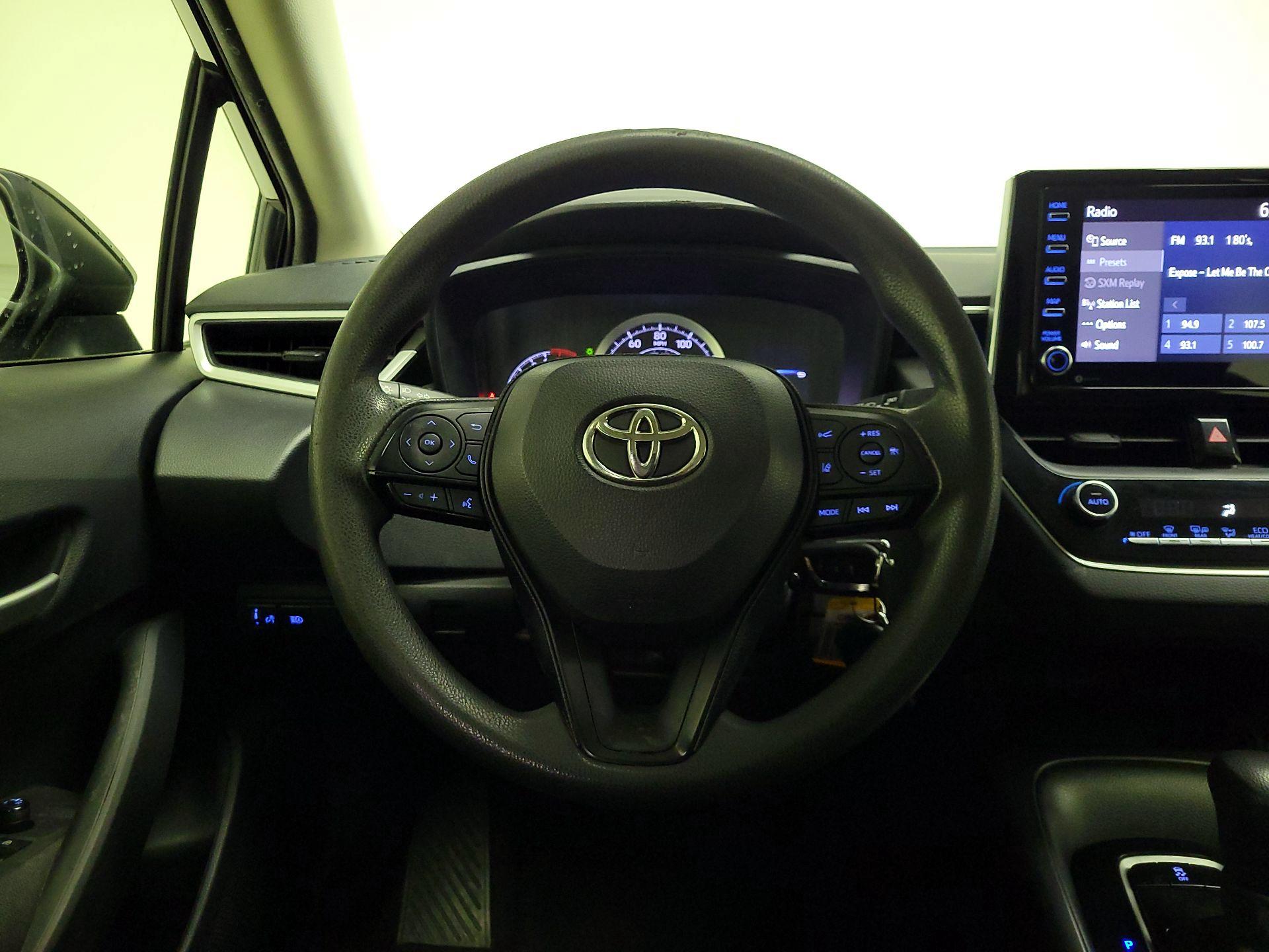 Thumbnail: 2021 Toyota Corolla - 10