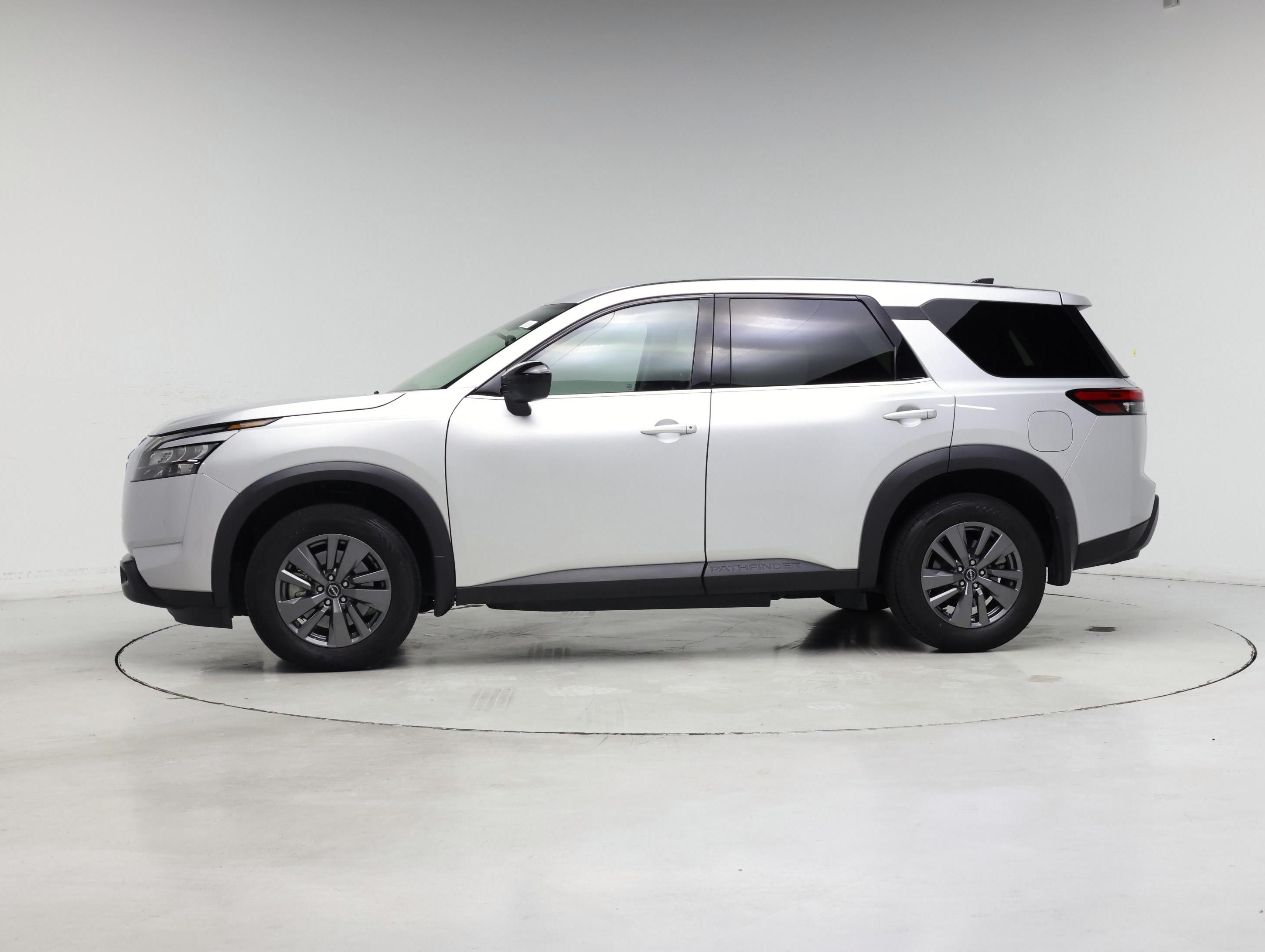 Thumbnail: 2024 Nissan Pathfinder - 3