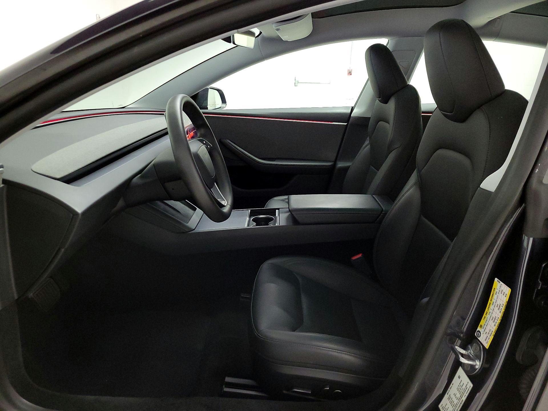 Thumbnail: 2025 Tesla Model 3 - 11