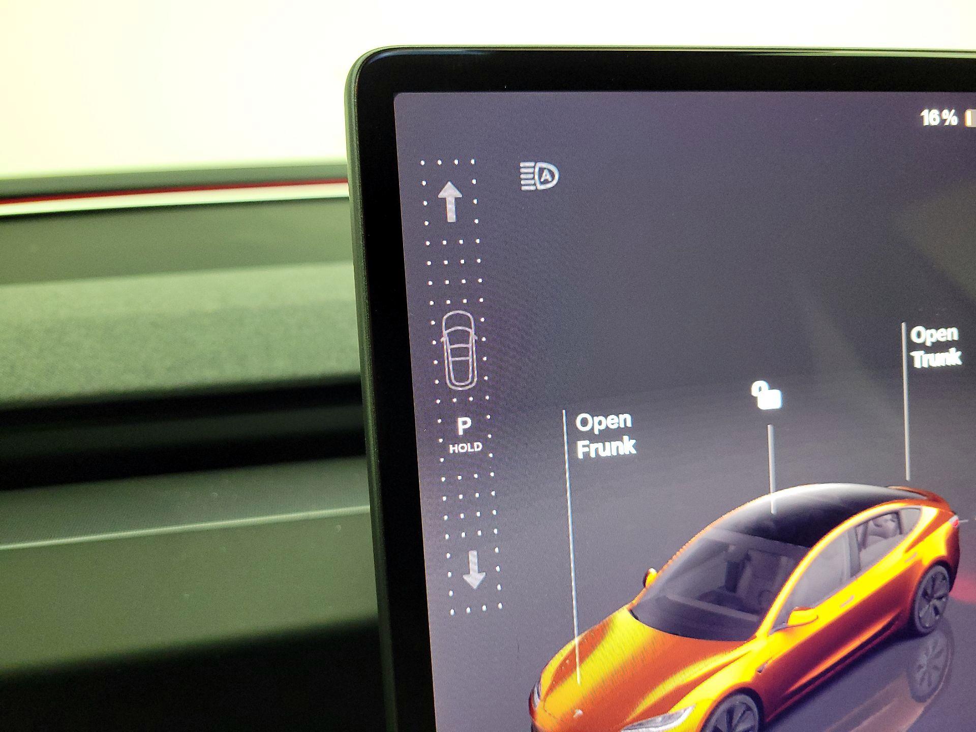 Thumbnail: 2025 Tesla Model 3 - 17