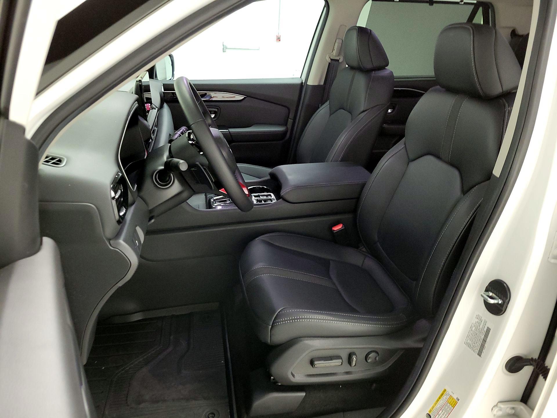 Thumbnail: 2025 Honda Pilot - 11