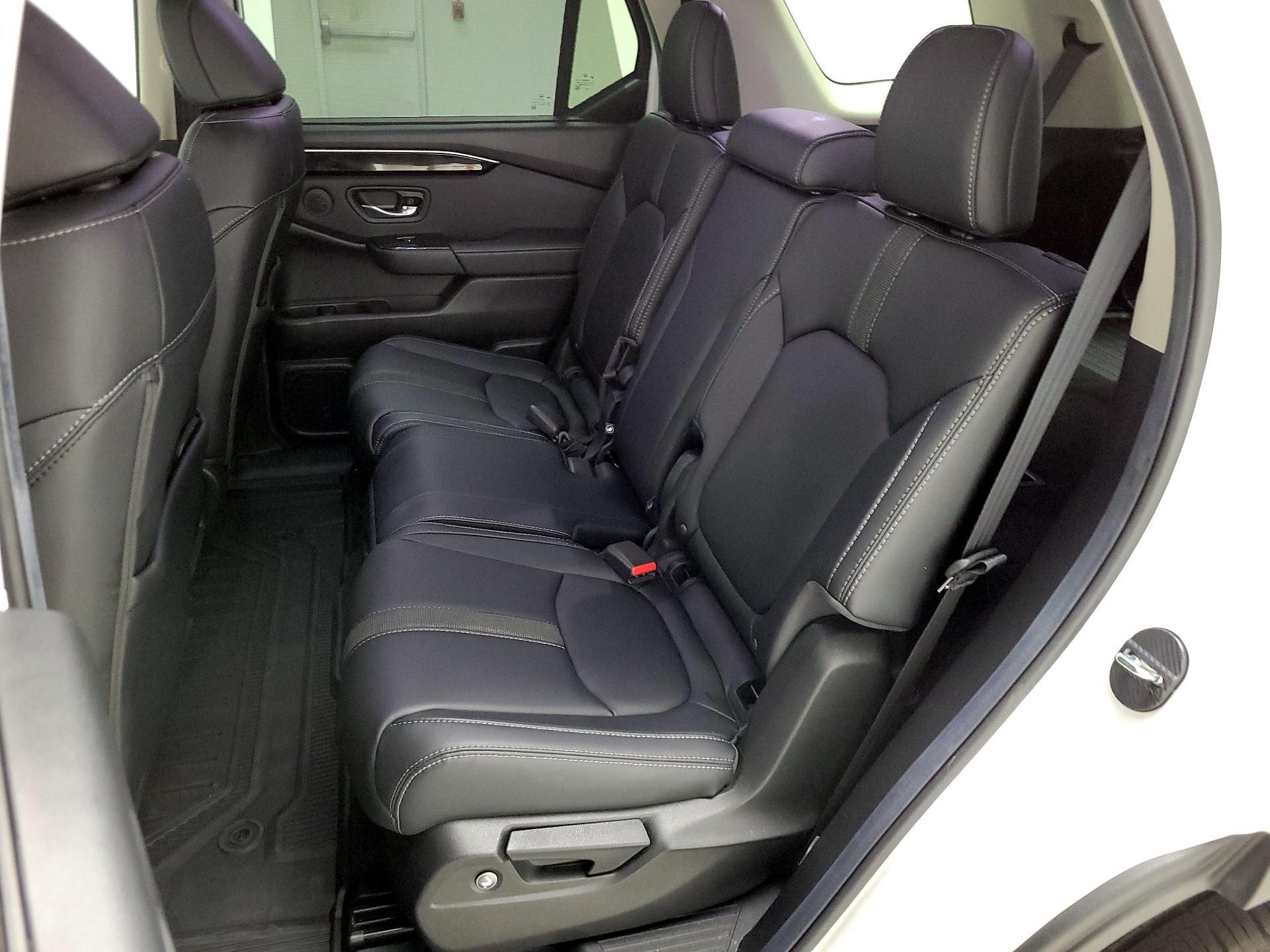 Thumbnail: 2025 Honda Pilot - 20
