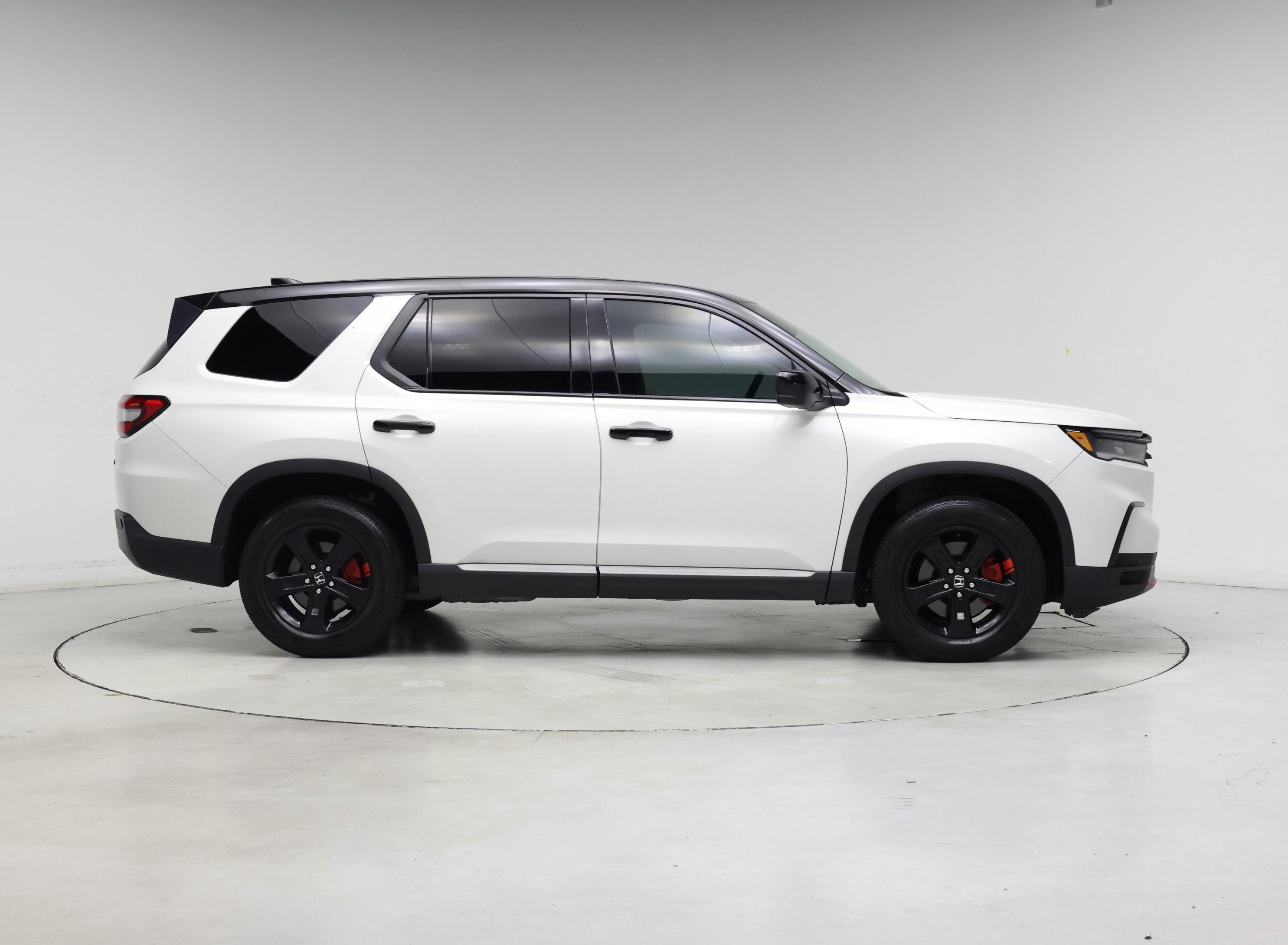 Thumbnail: 2025 Honda Pilot - 7