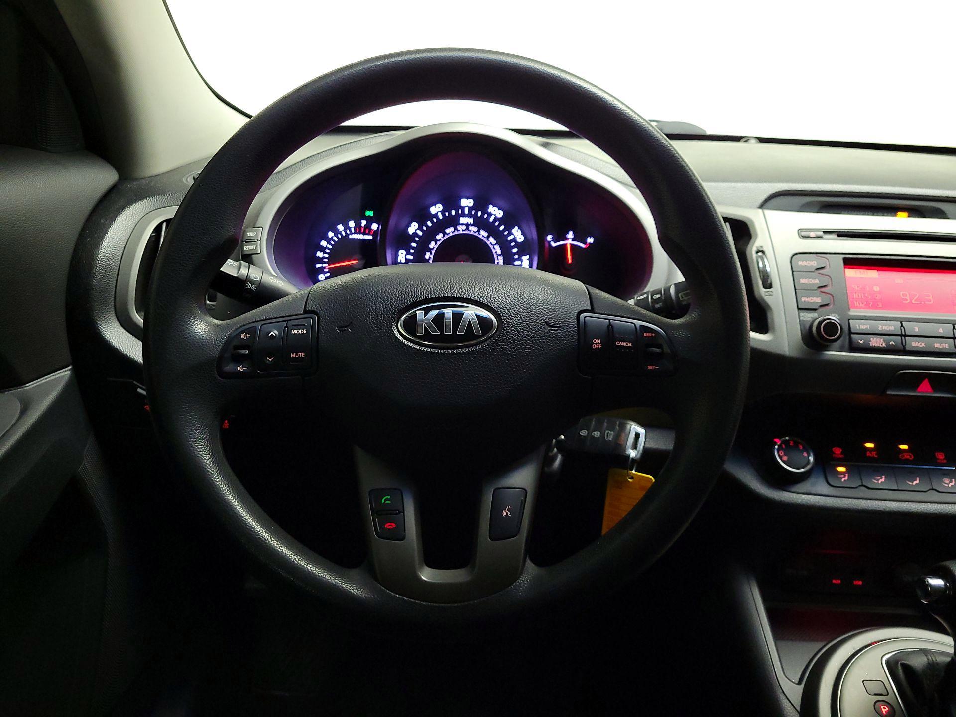 Thumbnail: 2015 Kia Sportage - 10
