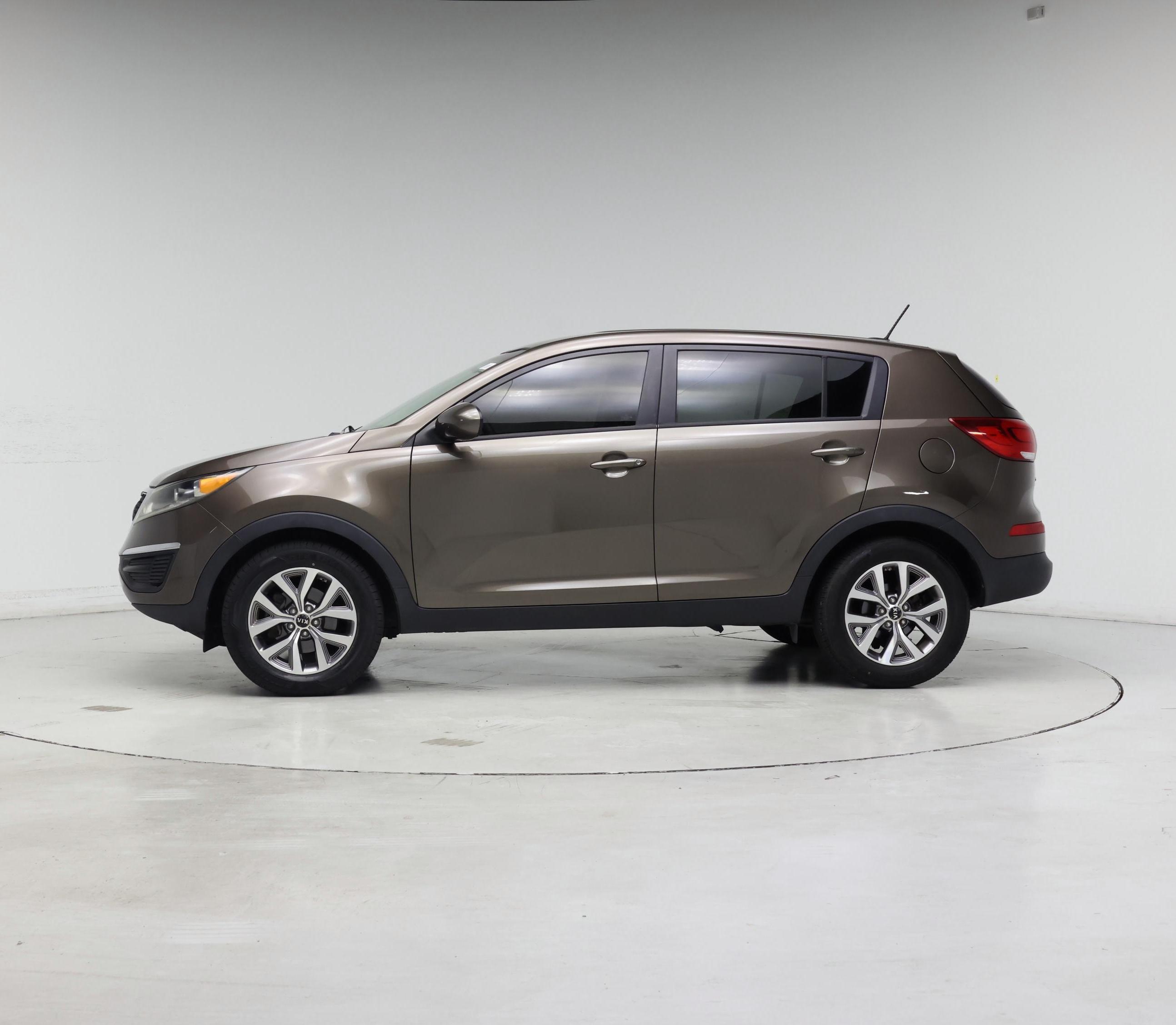 Thumbnail: 2015 Kia Sportage - 3