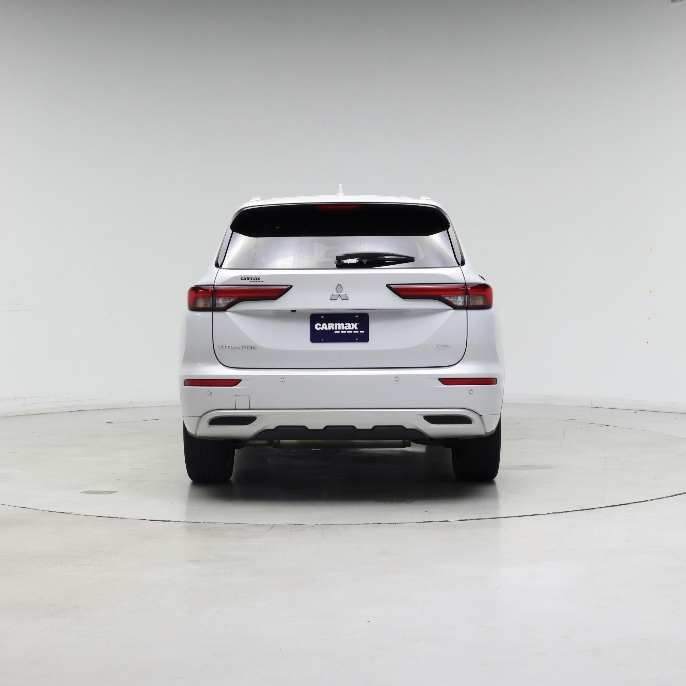 Thumbnail: 2022 Mitsubishi Outlander - 6