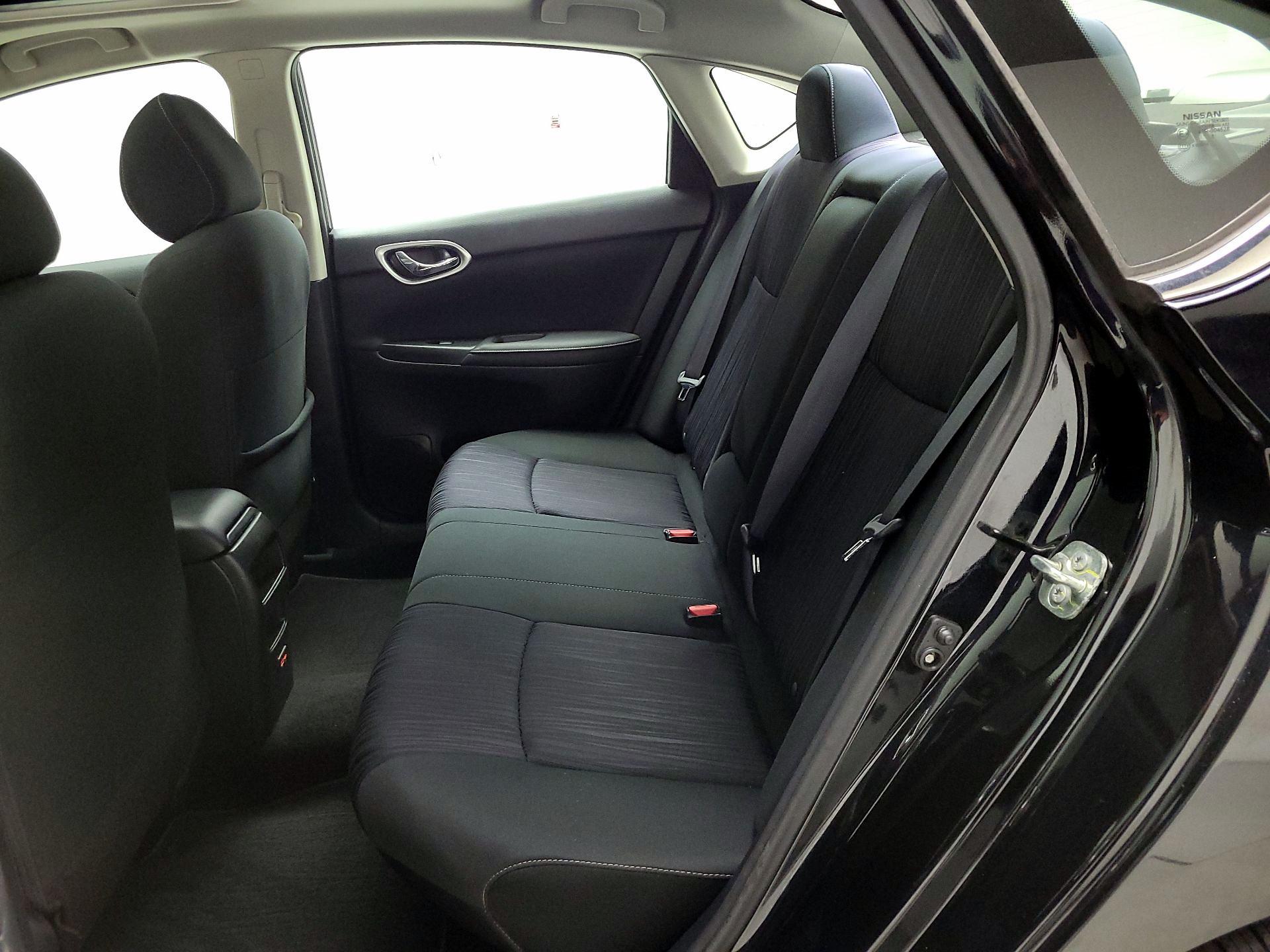 Thumbnail: 2019 Nissan Sentra - 20