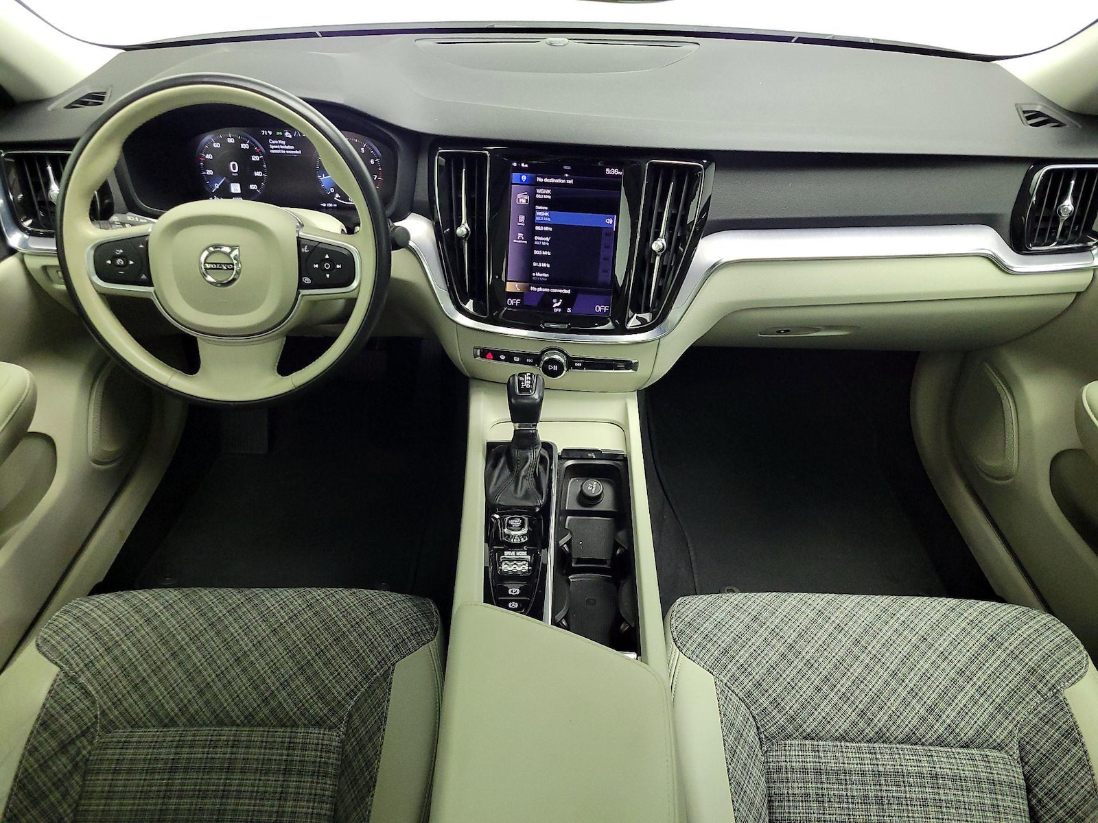 2021 Volvo S60 Momentum - Photo 10