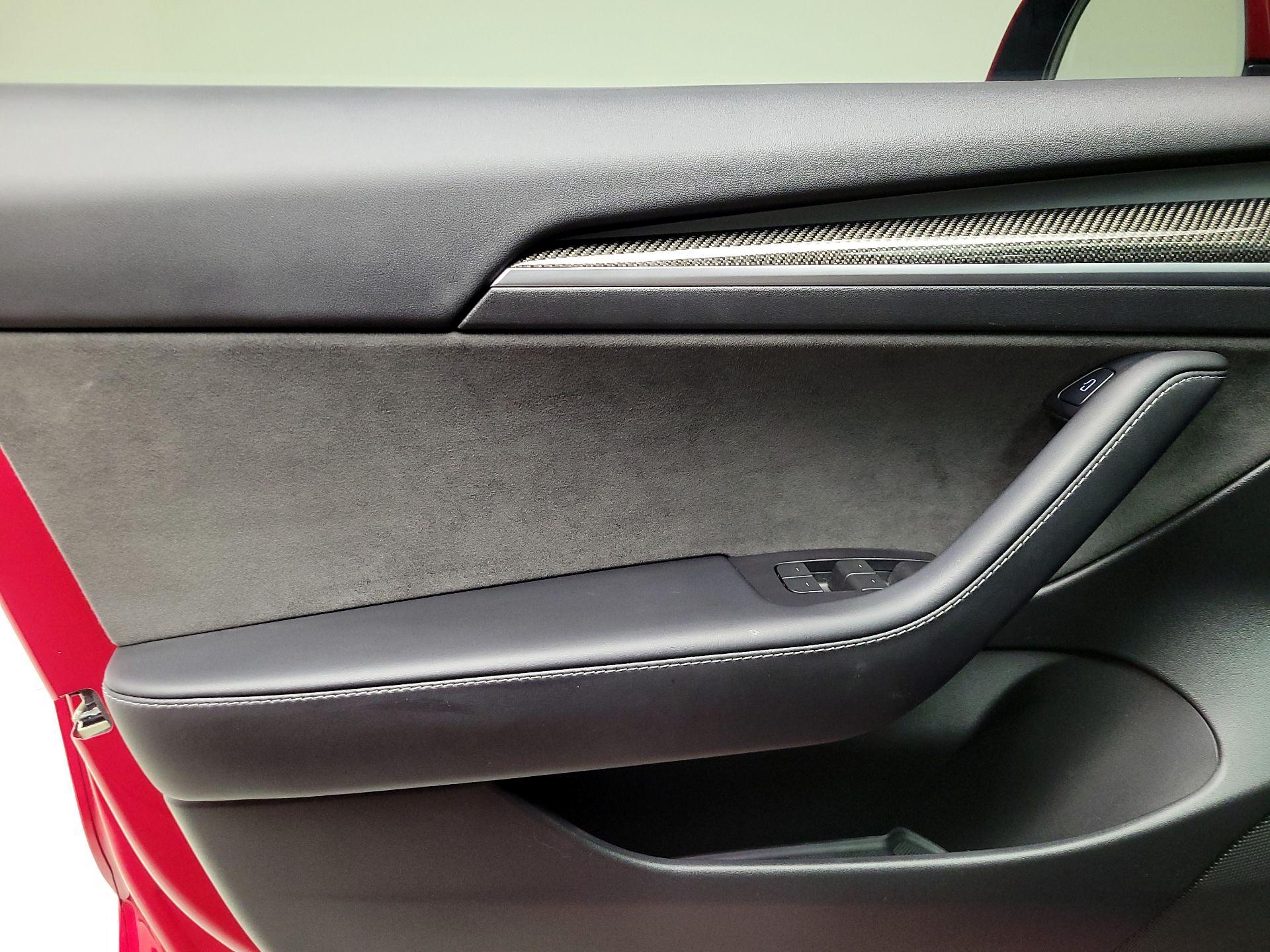 Thumbnail: 2022 Tesla Model 3 - 12