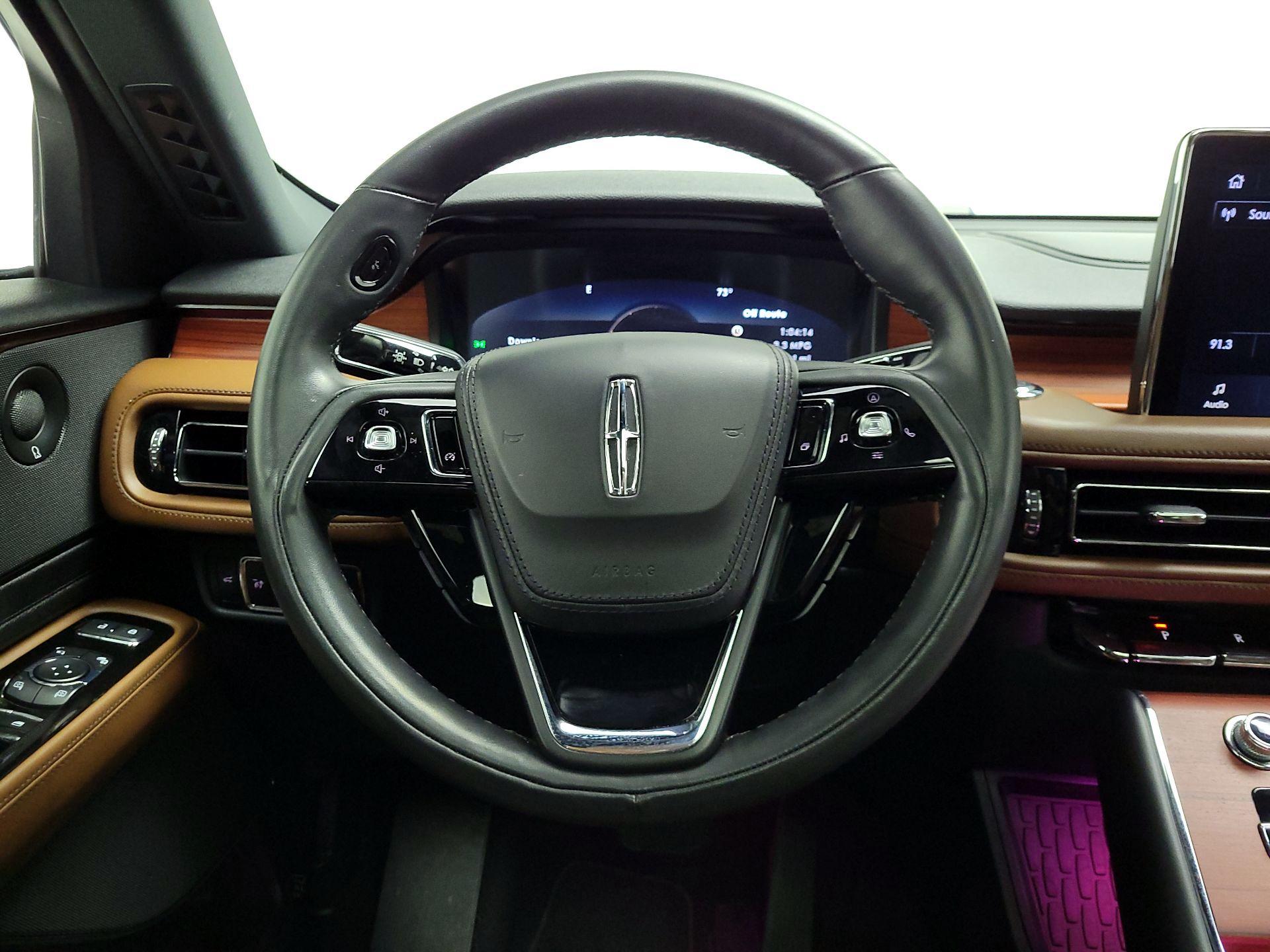 Thumbnail: 2024 Lincoln Aviator - 10