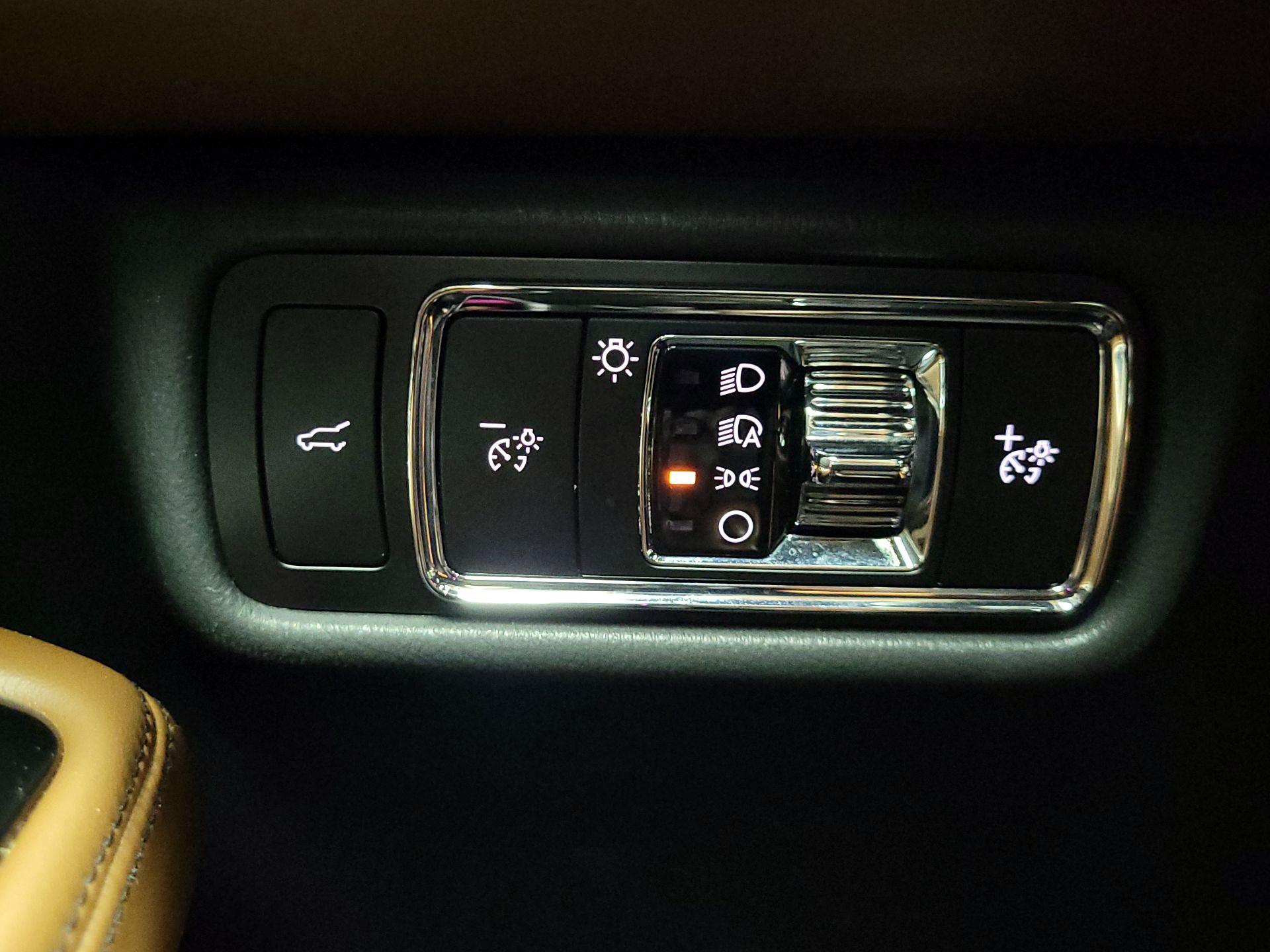 Thumbnail: 2024 Lincoln Aviator - 13