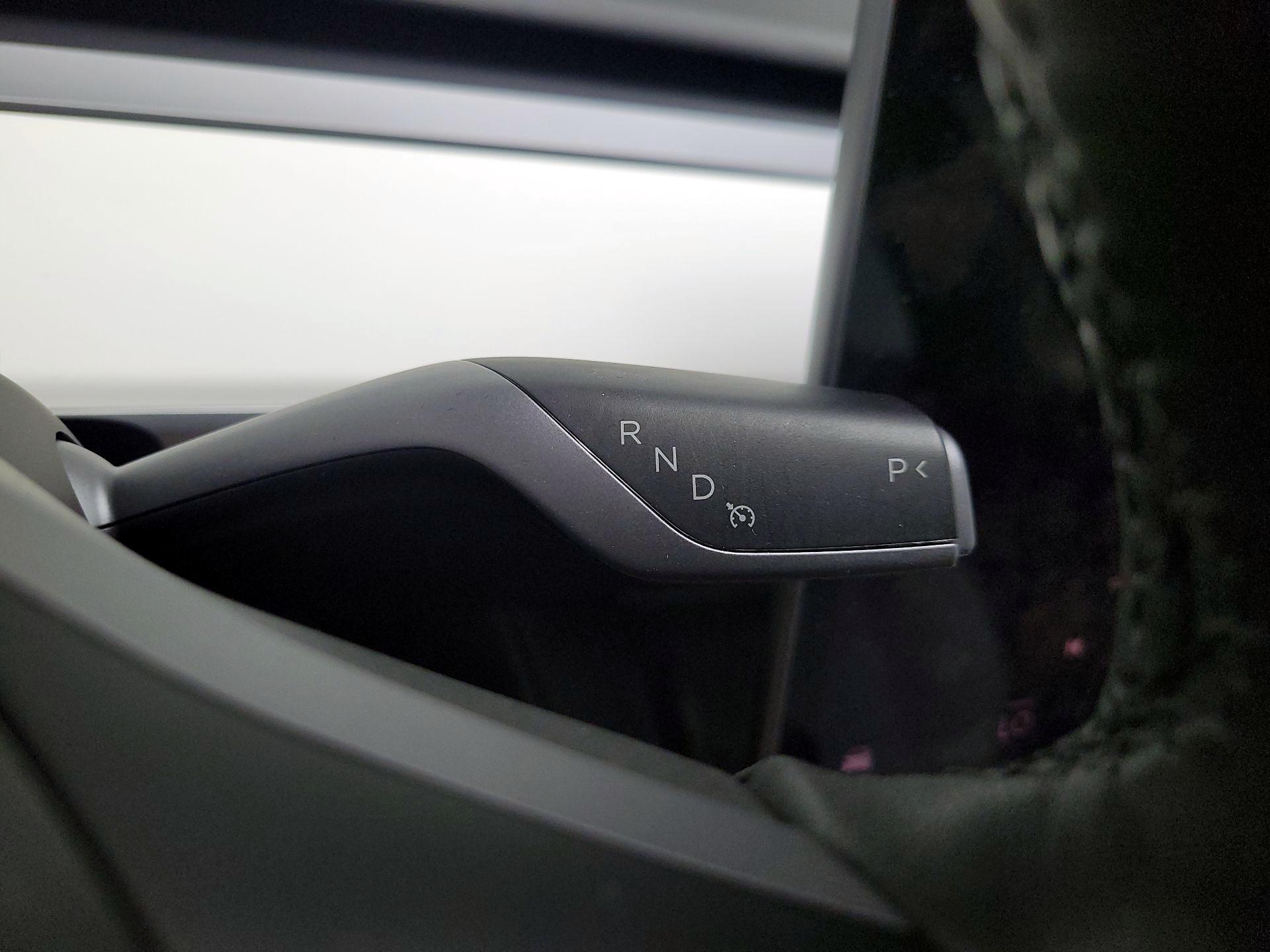 Thumbnail: 2023 Tesla Model 3 - 17