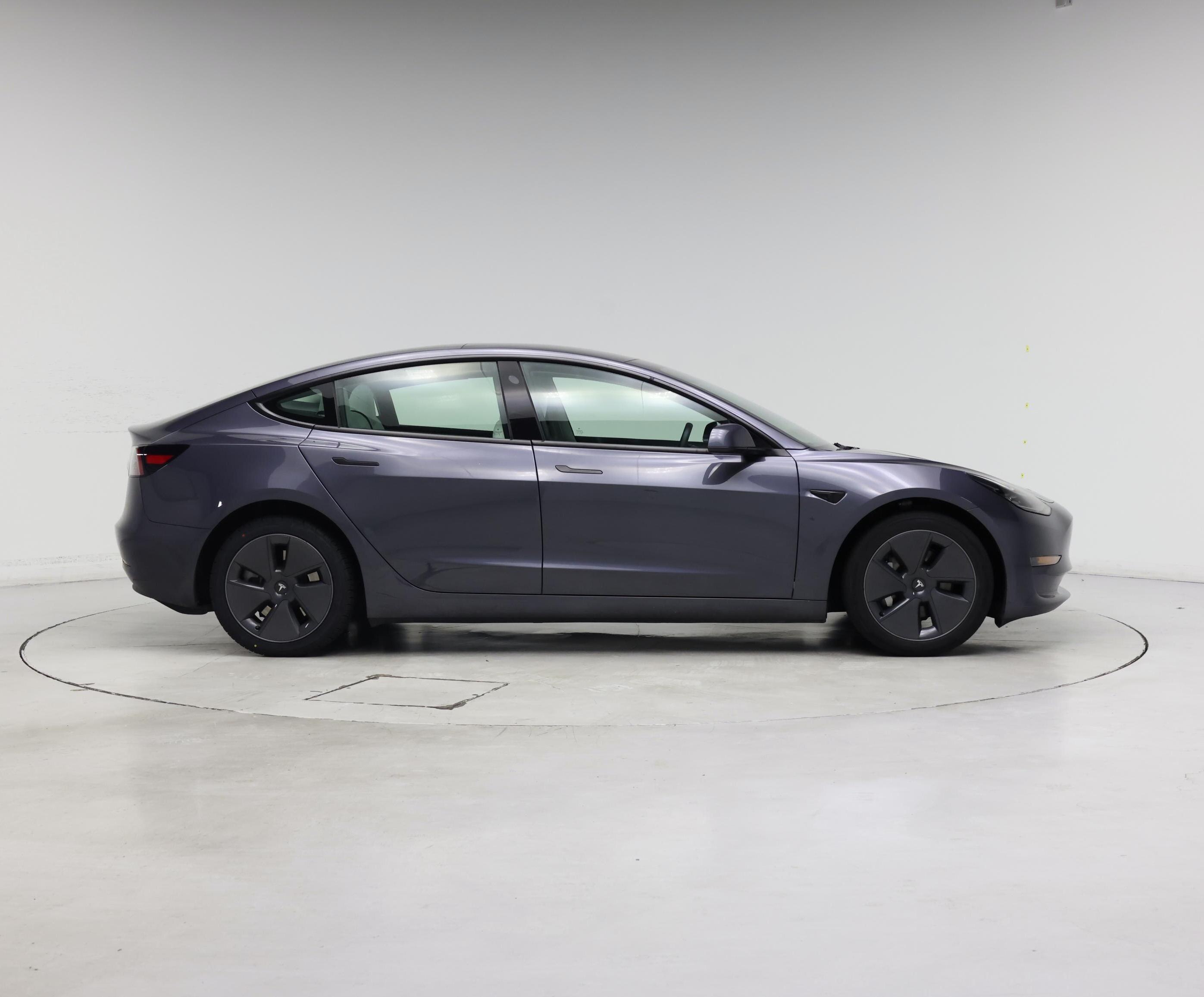 Thumbnail: 2023 Tesla Model 3 - 7