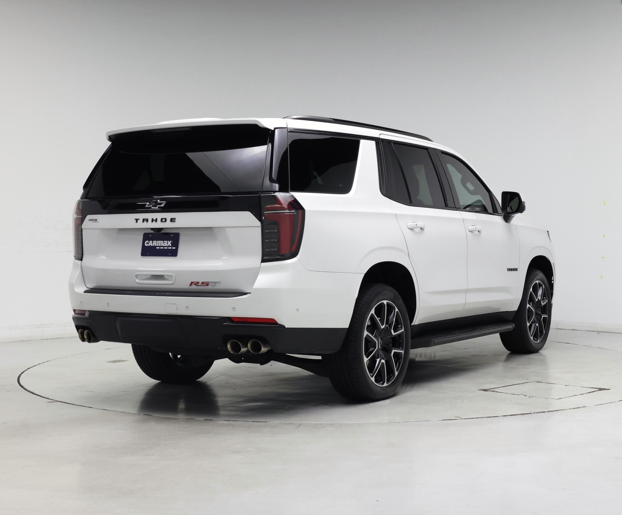 Thumbnail: 2025 Chevrolet Tahoe - 8