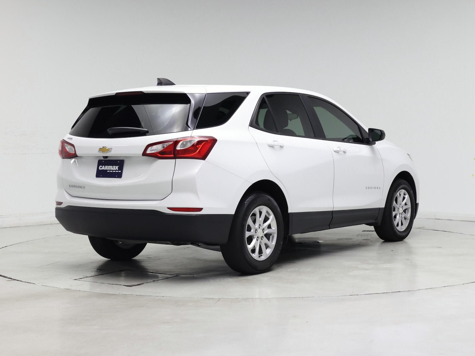 2020 Chevrolet Equinox LS - Photo 9