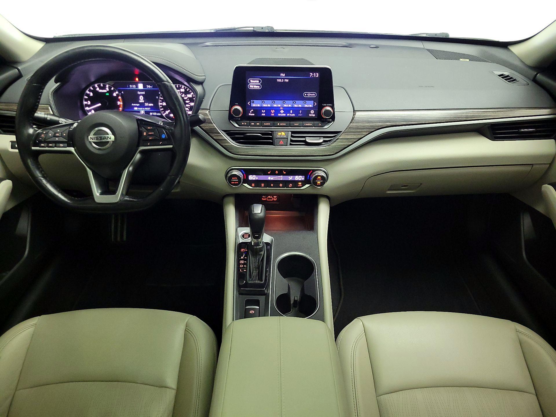 Thumbnail: 2019 Nissan Altima - 9