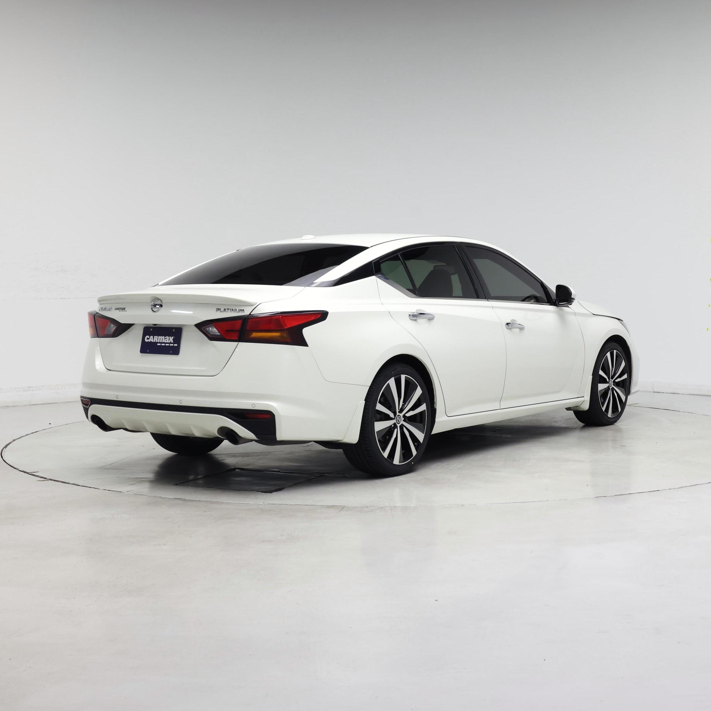 Thumbnail: 2019 Nissan Altima - 8