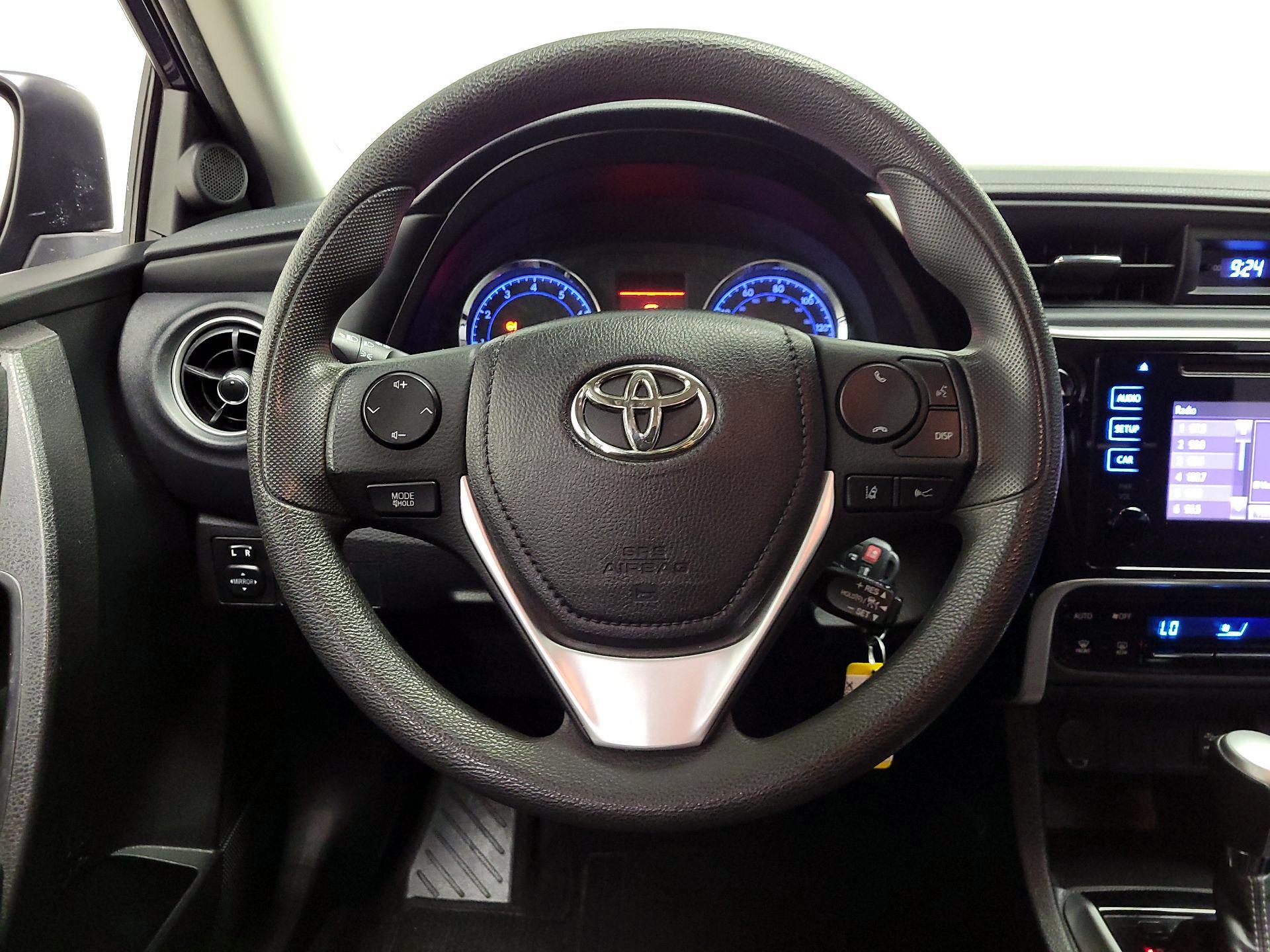 Thumbnail: 2019 Toyota Corolla - 10