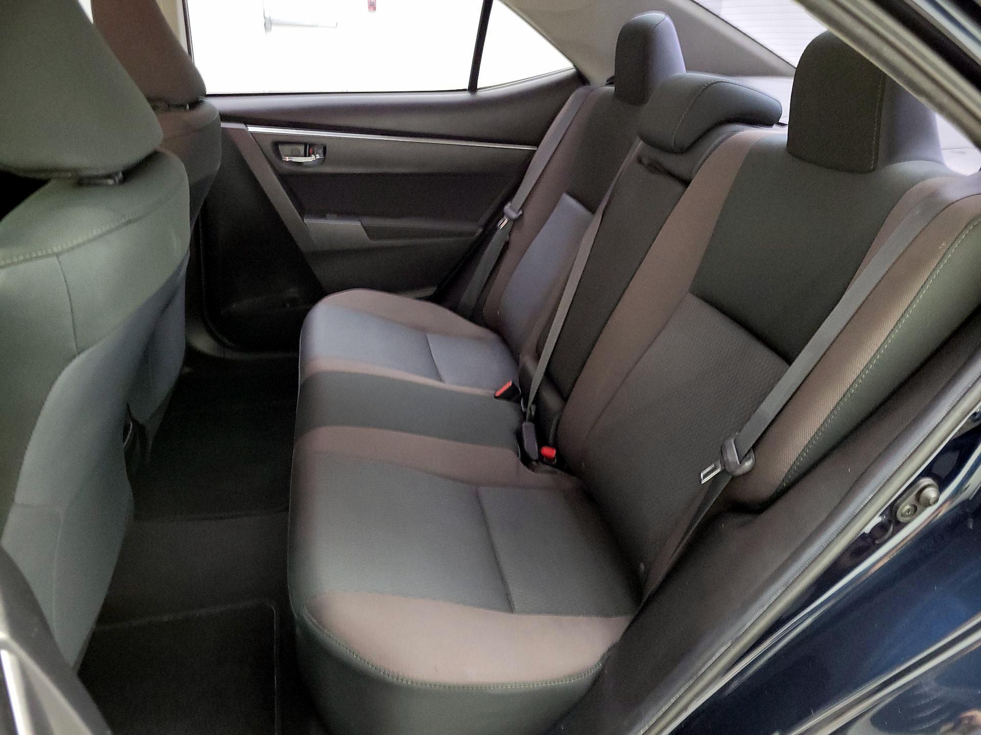 Thumbnail: 2019 Toyota Corolla - 19