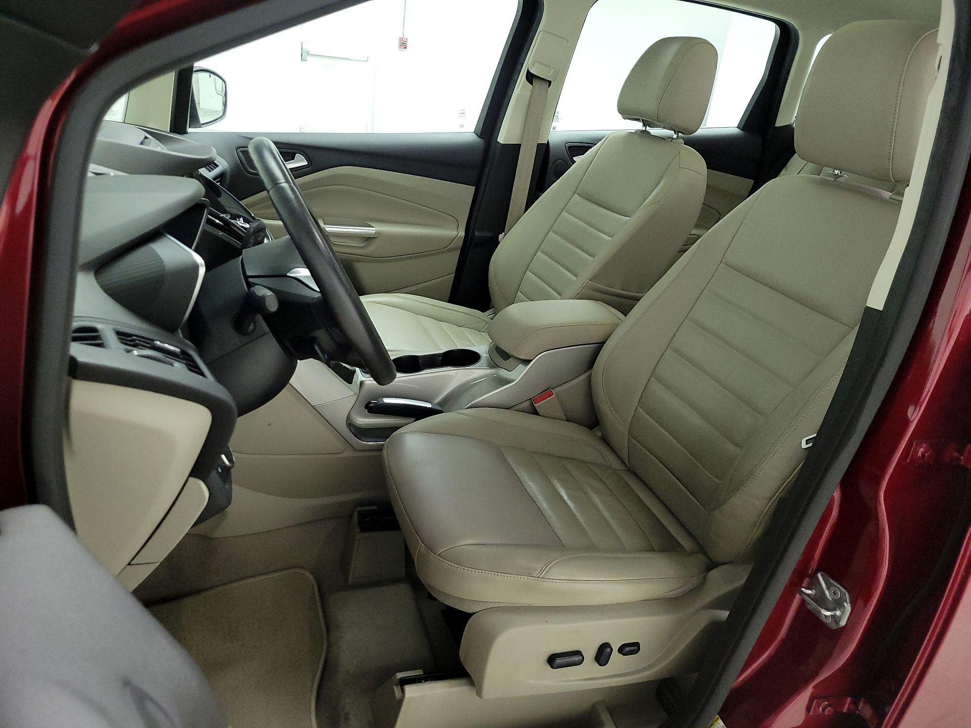 Thumbnail: 2015 Ford C-Max - 11
