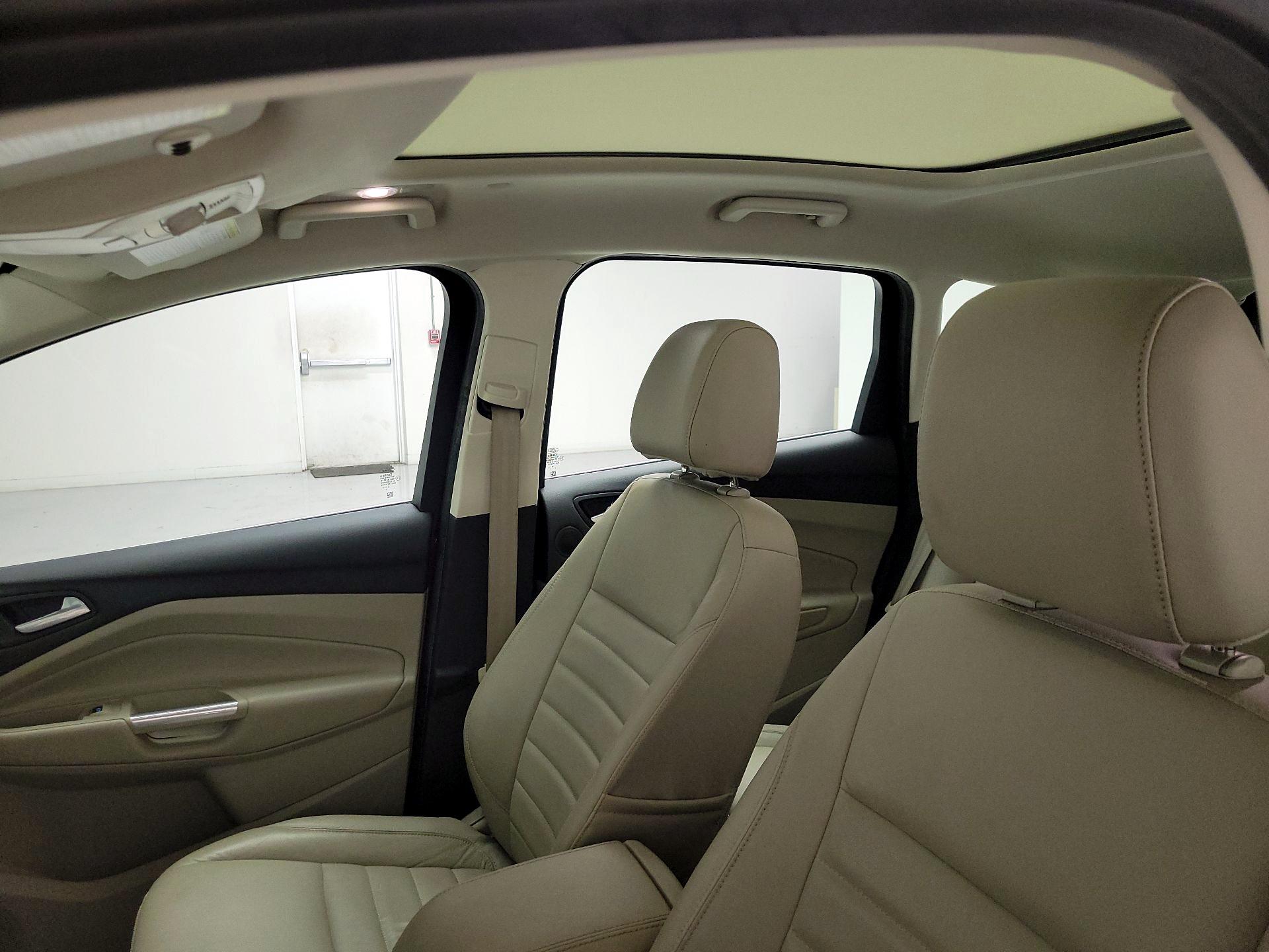 Thumbnail: 2015 Ford C-Max - 20