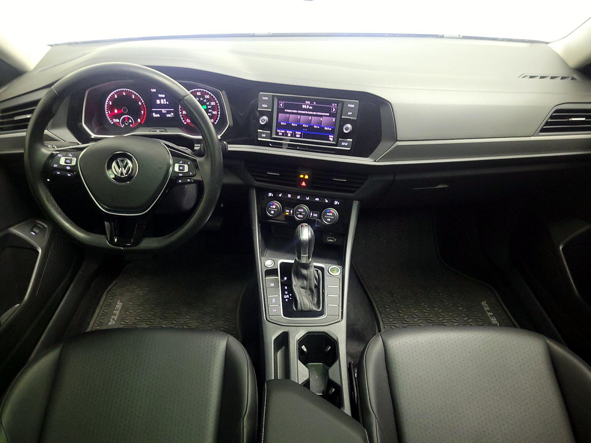 Thumbnail: 2019 Volkswagen Jetta - 9