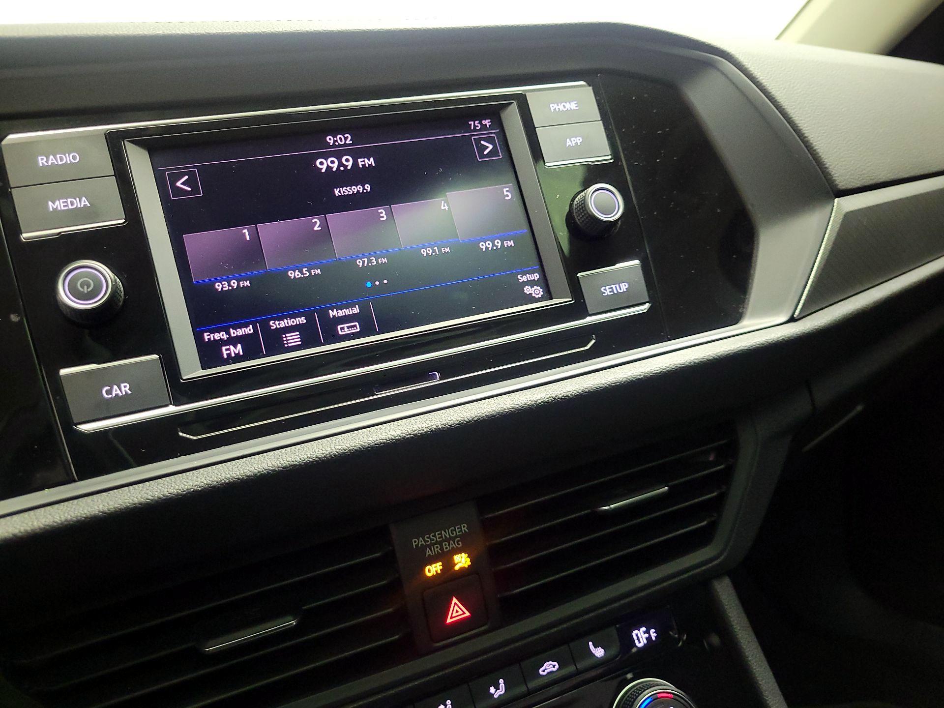 Thumbnail: 2019 Volkswagen Jetta - 15