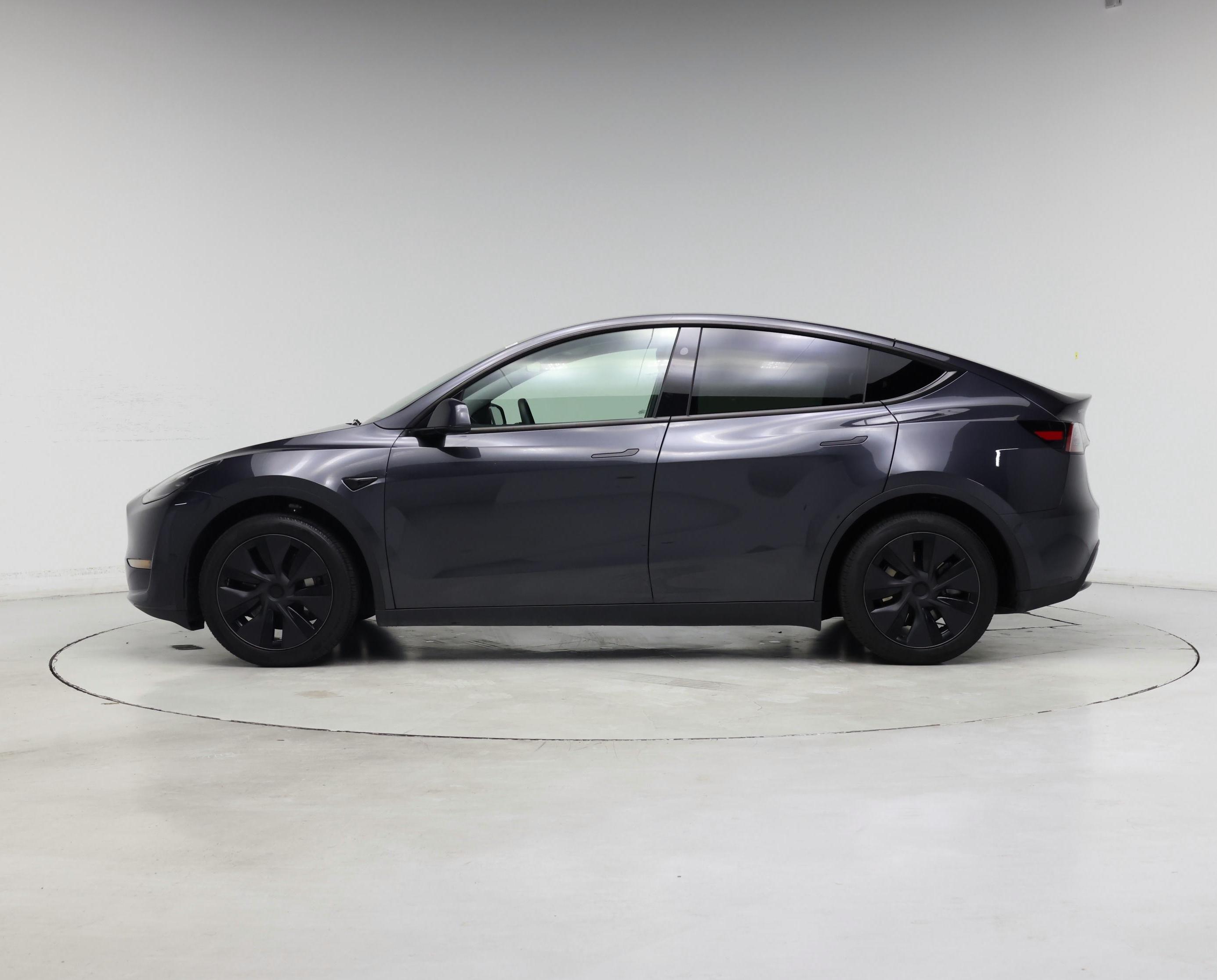 Thumbnail: 2025 Tesla Model Y - 3