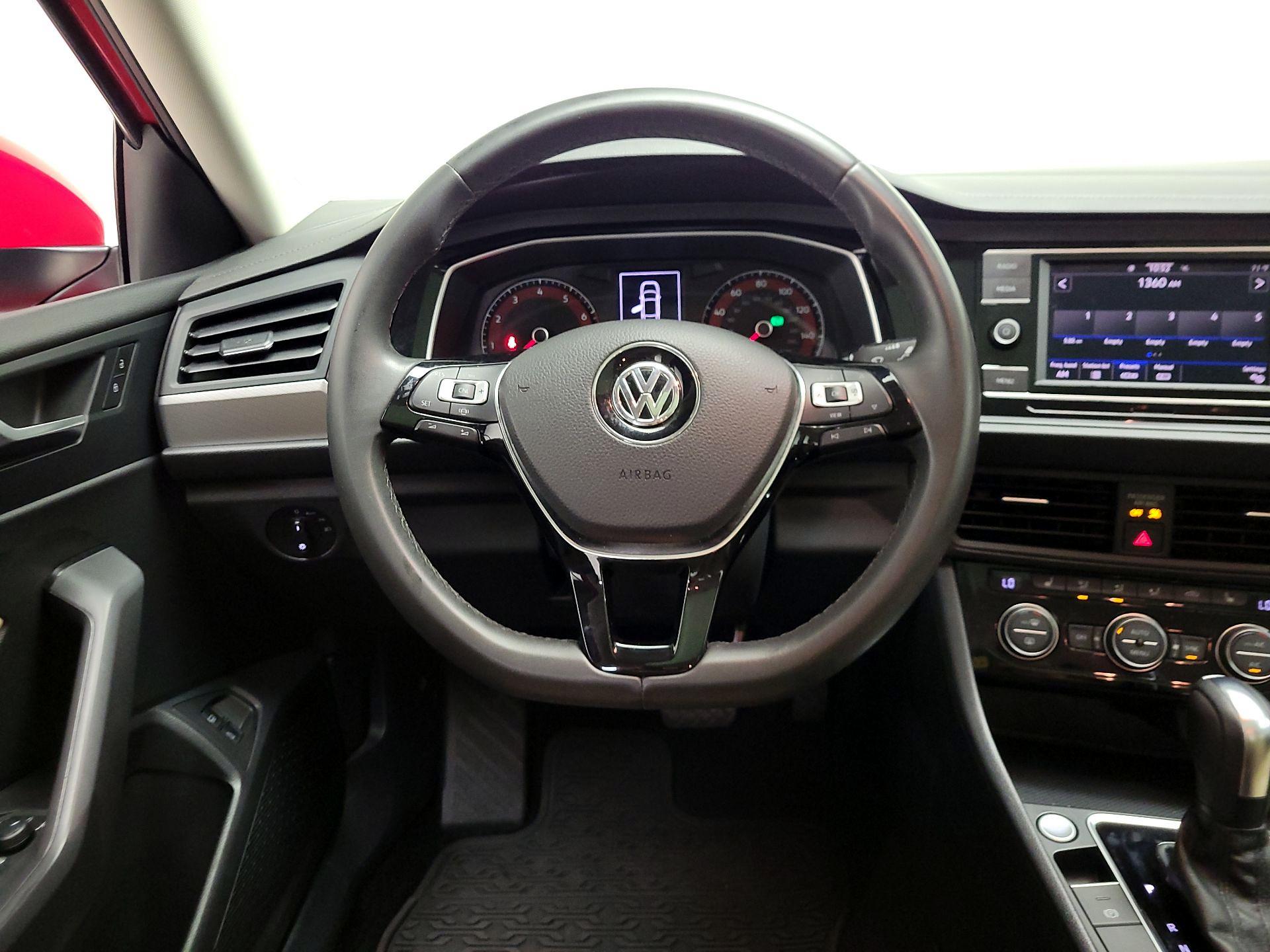 Thumbnail: 2020 Volkswagen Jetta - 10
