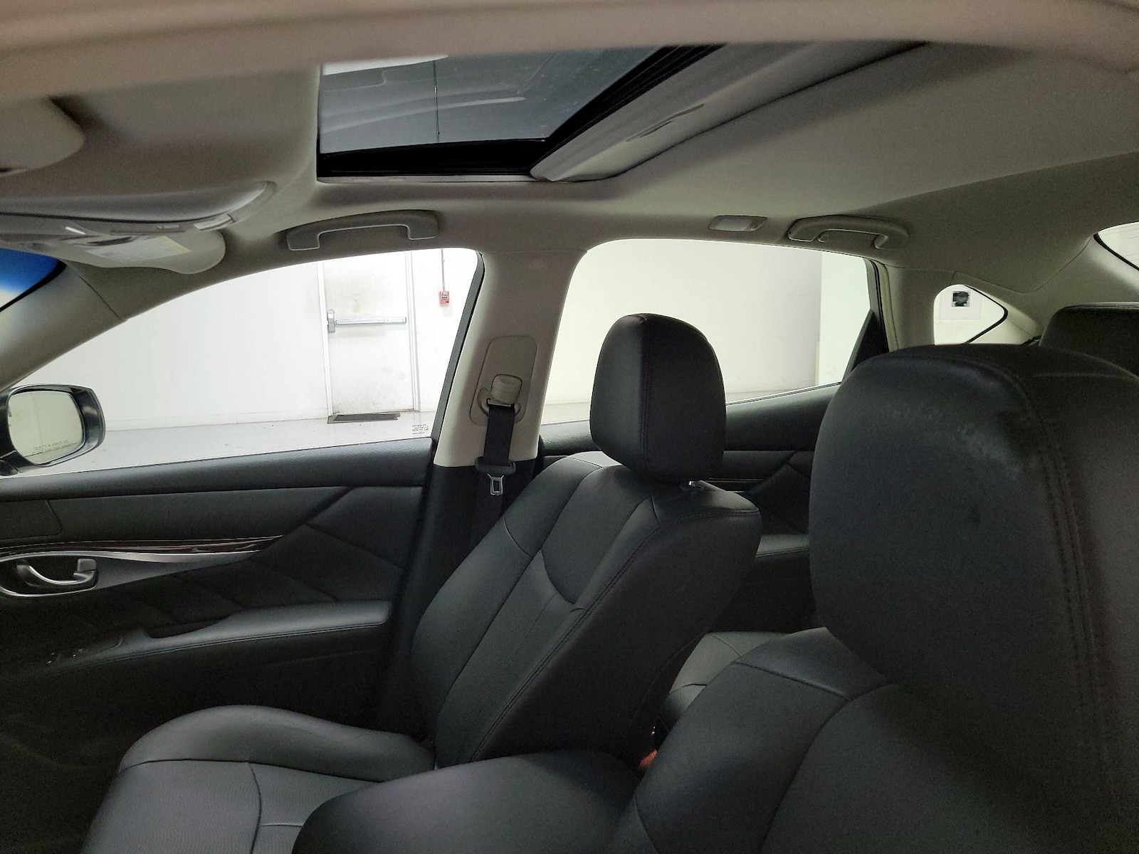 2017 INFINITI Q70 3.7 - Photo 21