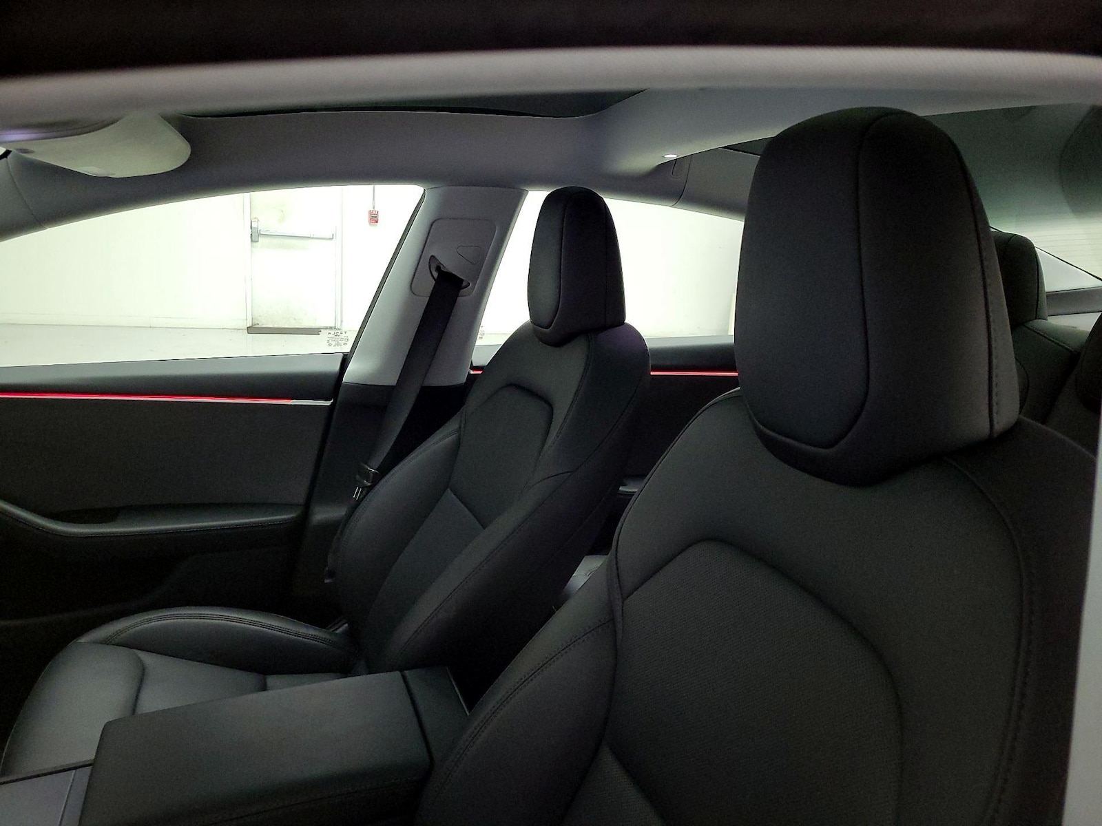 2025 Tesla Model 3 Long Range - Photo 20