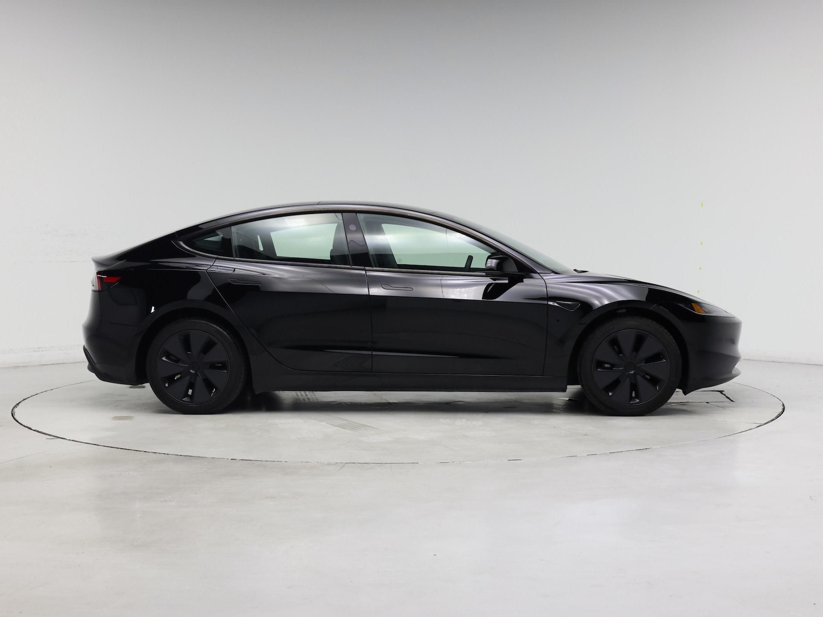 2025 Tesla Model 3 Long Range - Photo 8