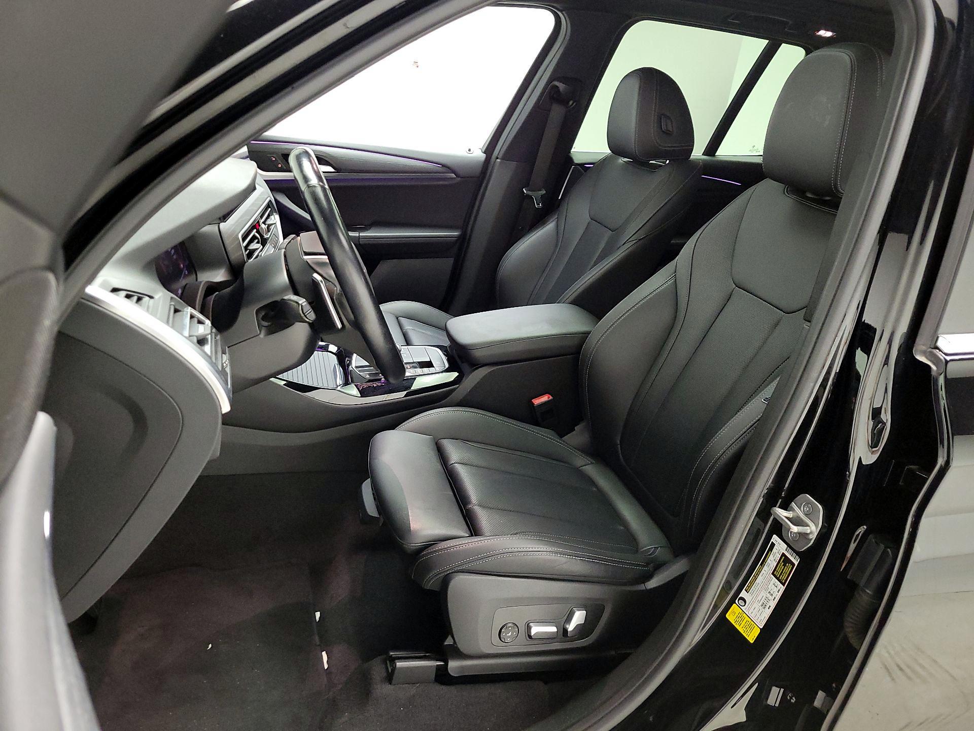 Thumbnail: 2022 BMW X3 - 11