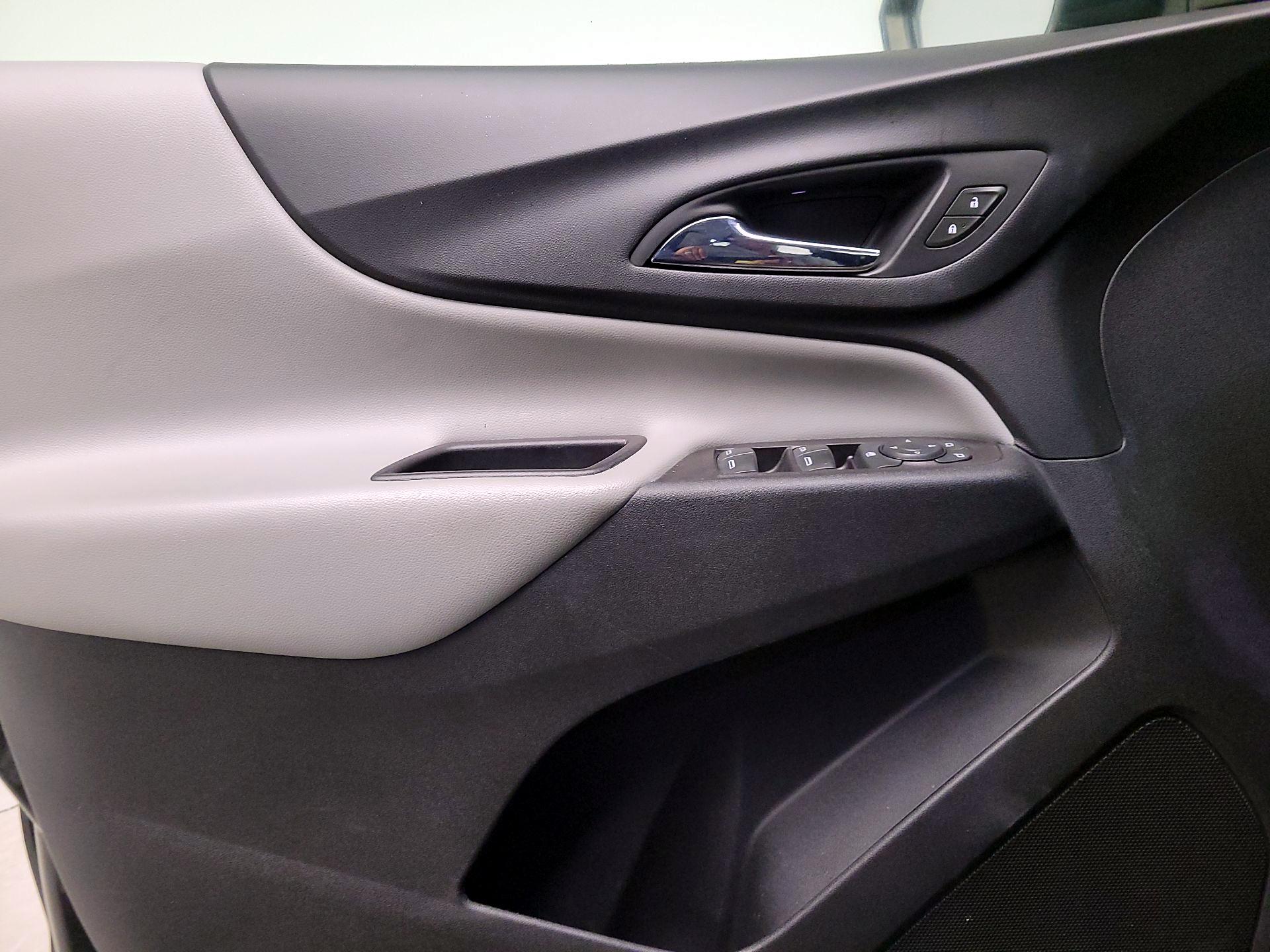 Thumbnail: 2020 Chevrolet Equinox - 12