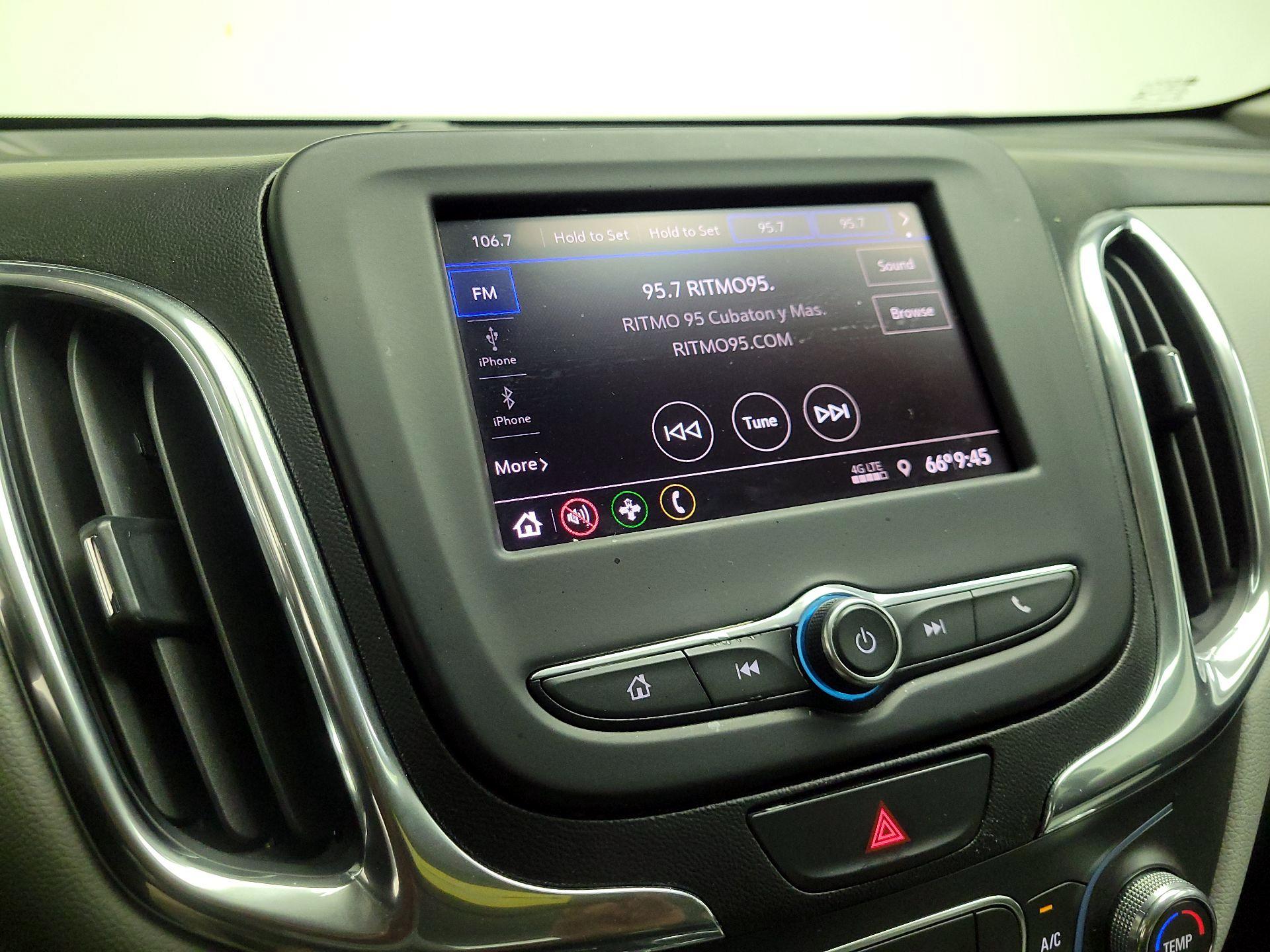 Thumbnail: 2020 Chevrolet Equinox - 15