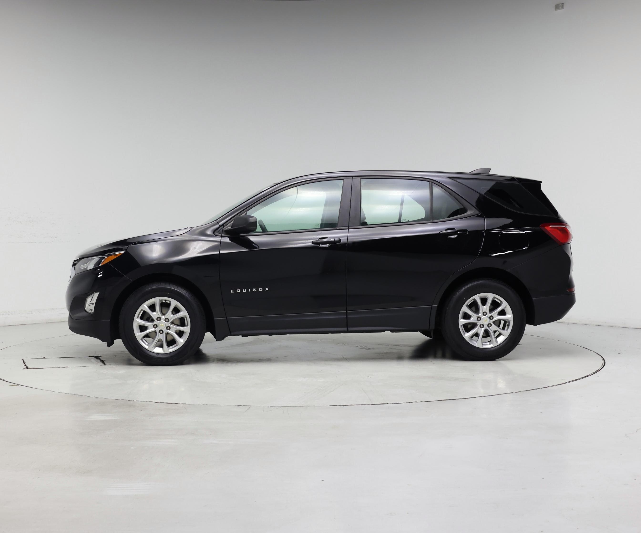 Thumbnail: 2020 Chevrolet Equinox - 3