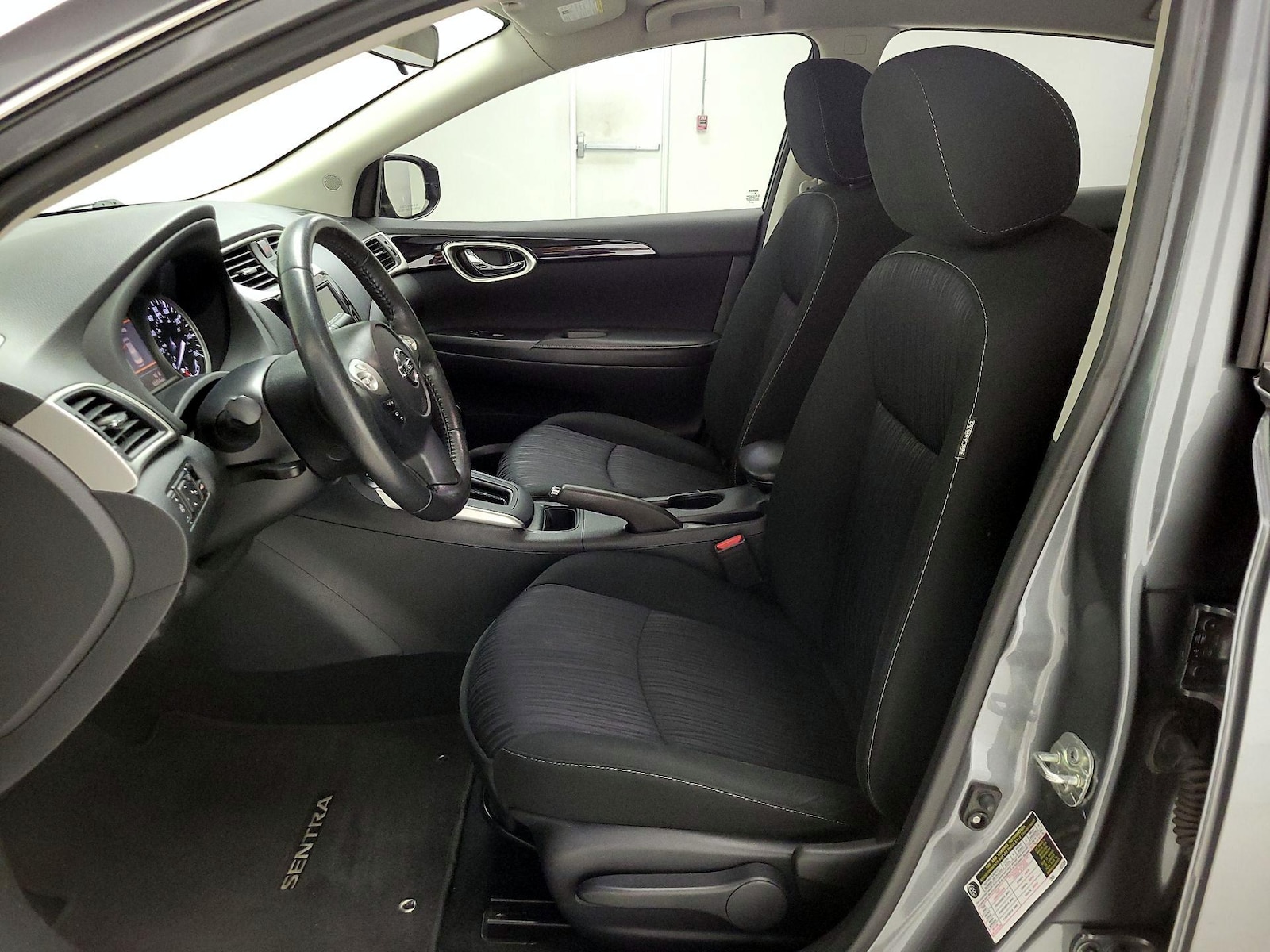 2019 Nissan Sentra SV - Photo 12