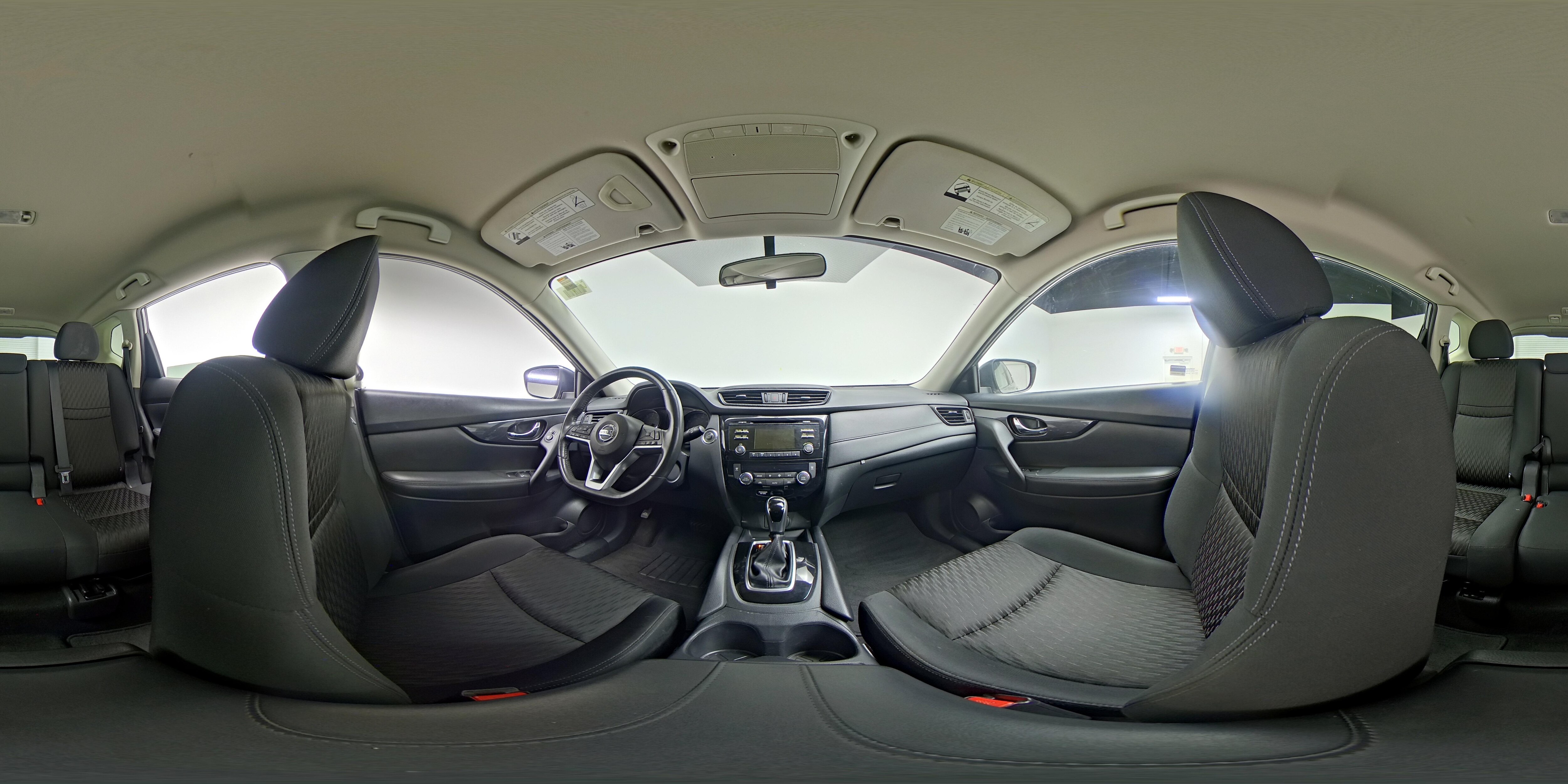 2017 Nissan Rogue SV - Photo 25