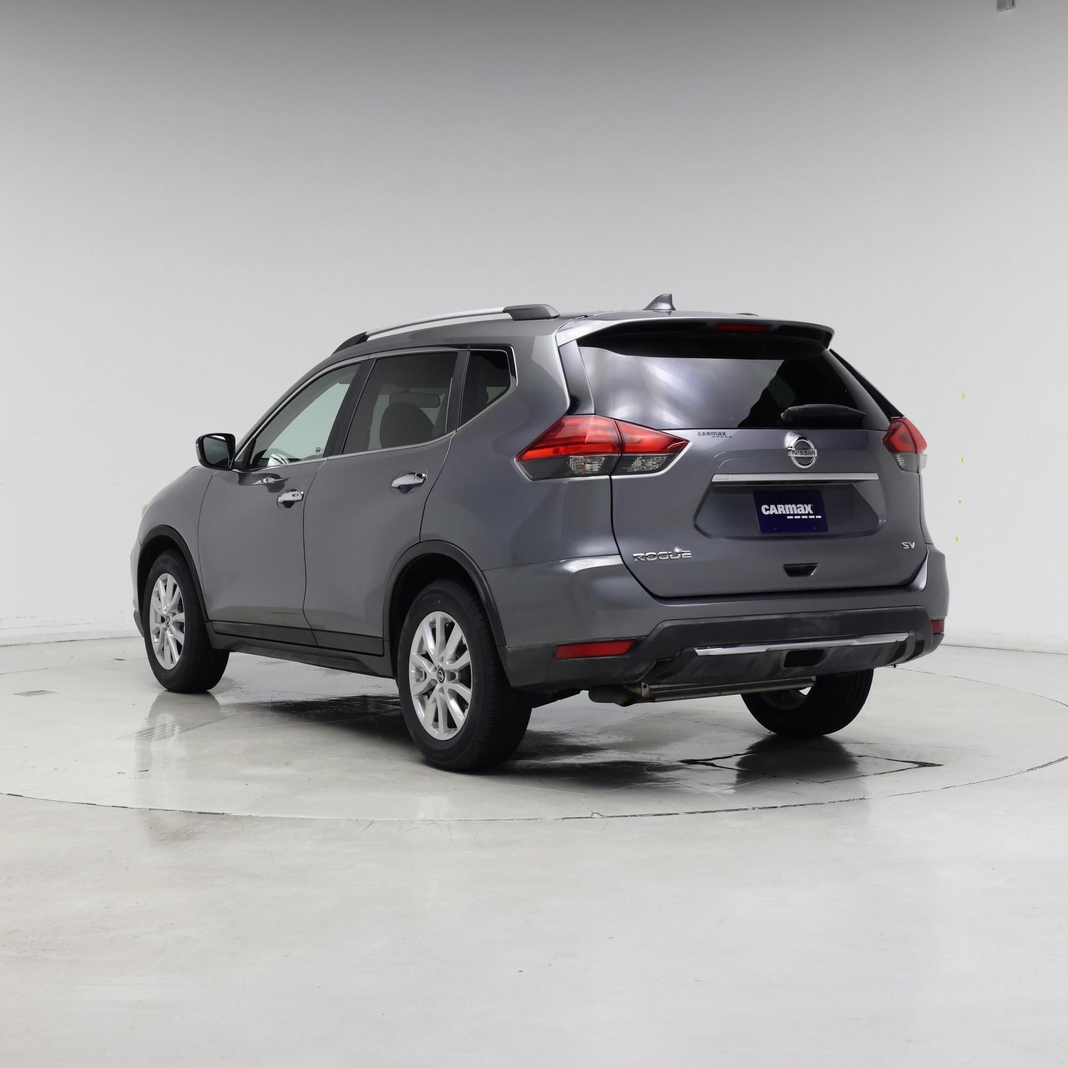 Thumbnail: 2017 Nissan Rogue - 2