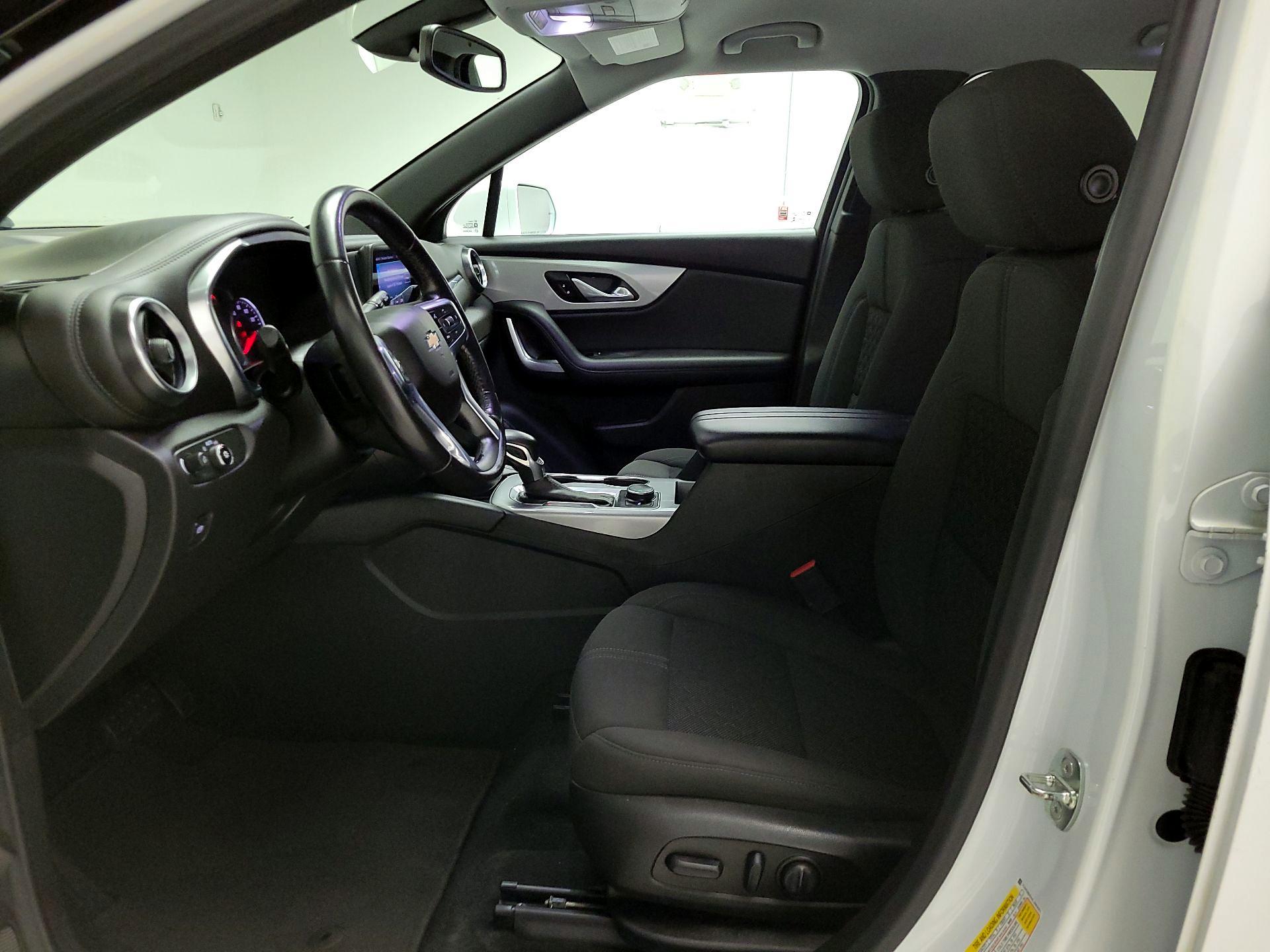 Thumbnail: 2020 Chevrolet Blazer - 11