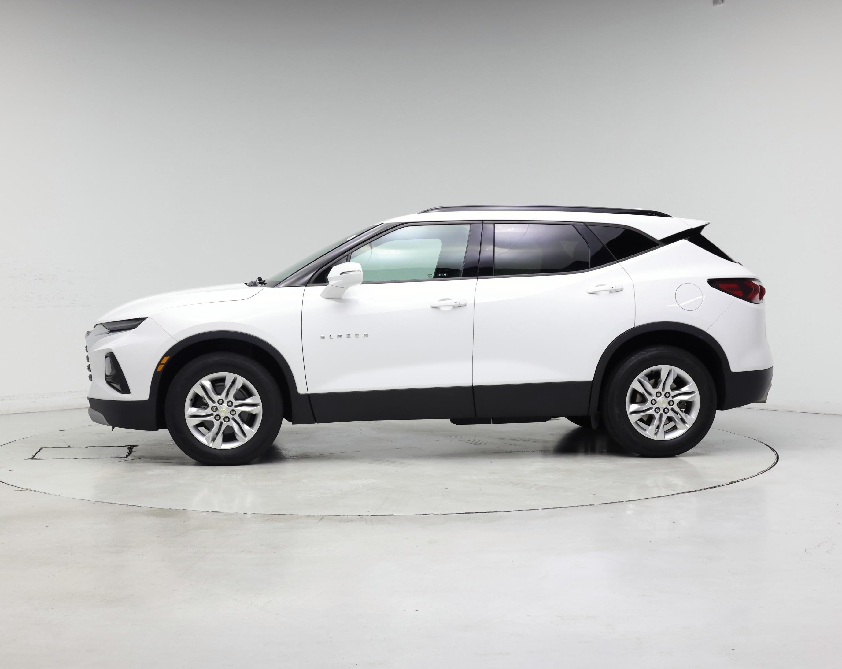 Thumbnail: 2020 Chevrolet Blazer - 3