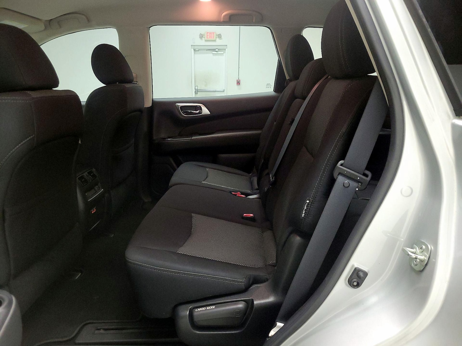 2019 Nissan Pathfinder S - Photo 20
