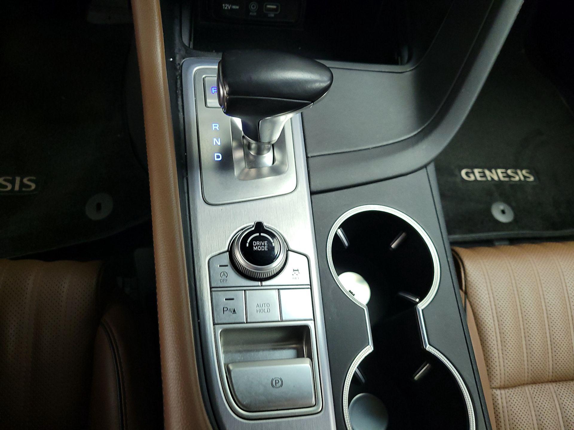 Thumbnail: 2021 Genesis G70 - 18
