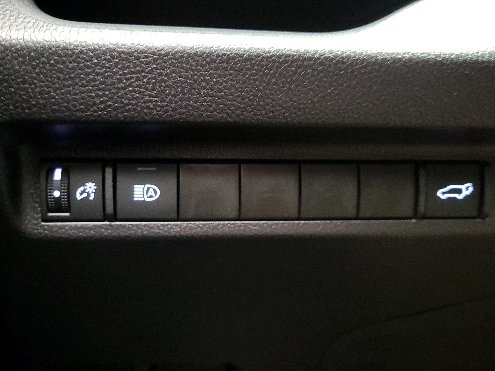 Thumbnail: 2025 Toyota RAV4 - 13