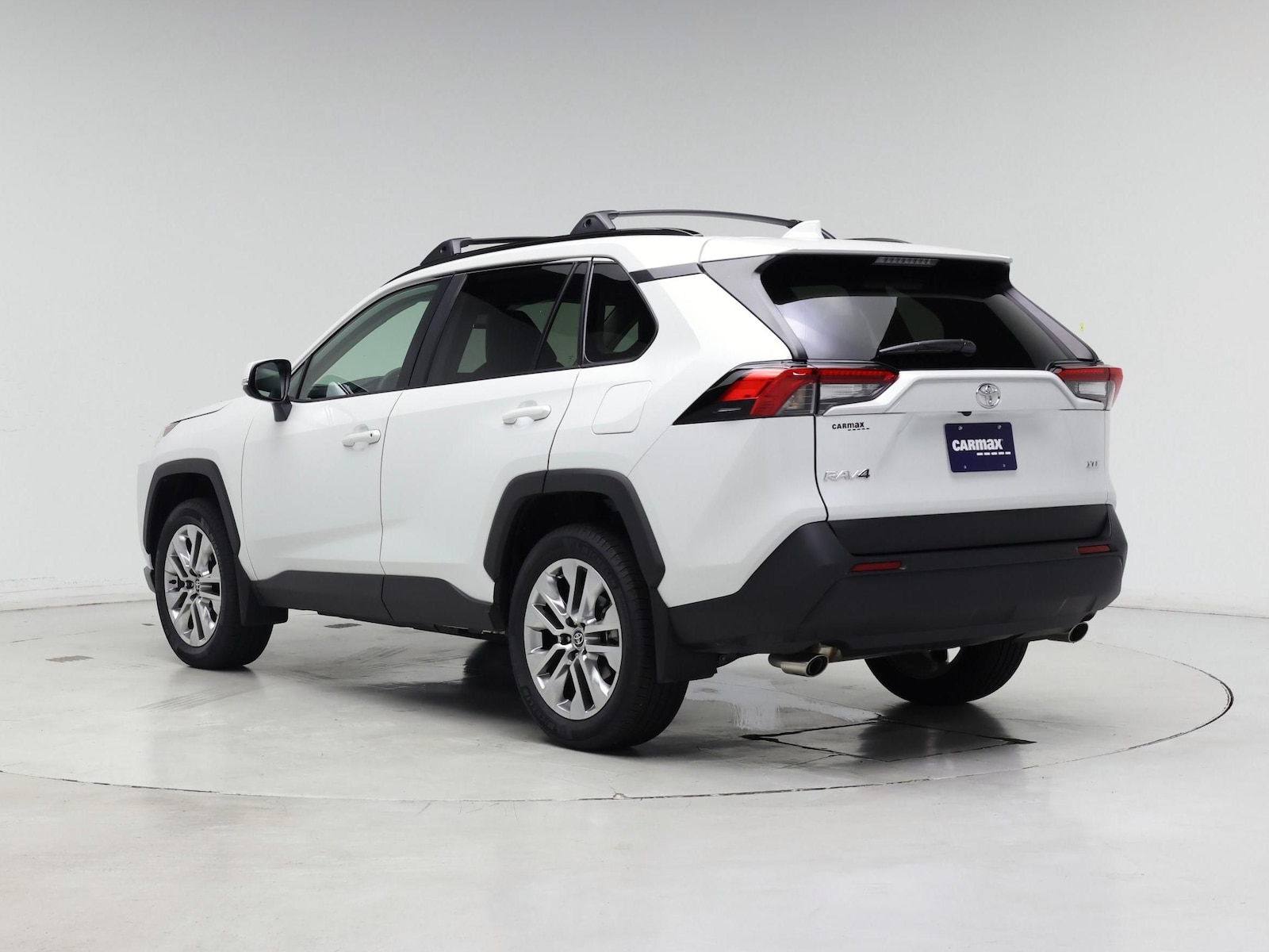 2025 Toyota RAV4 XLE Premium - Photo 3