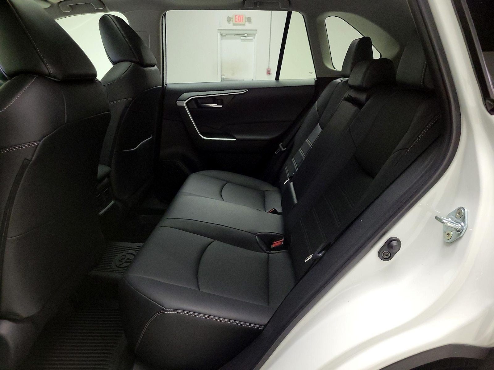 2025 Toyota RAV4 XLE Premium - Photo 22