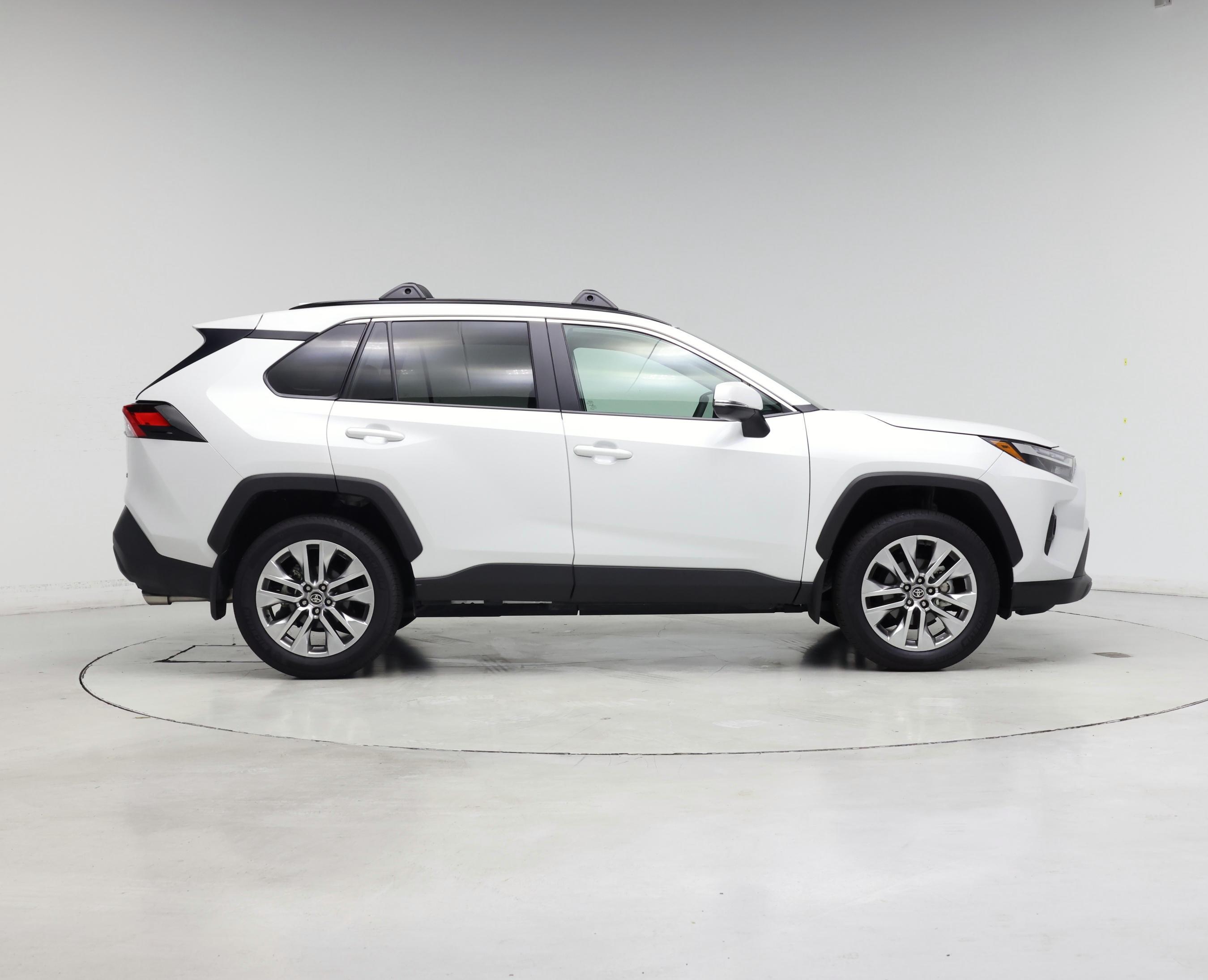Thumbnail: 2025 Toyota RAV4 - 7