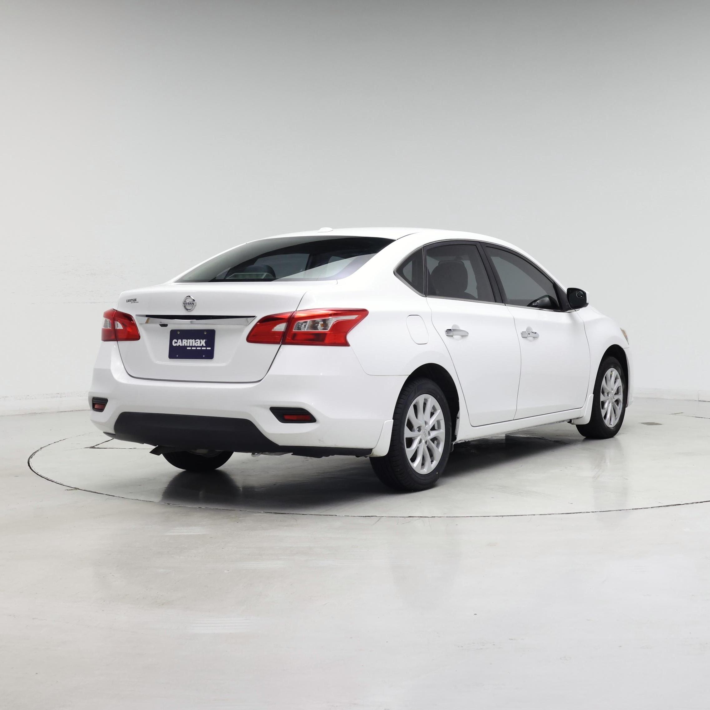 Thumbnail: 2018 Nissan Sentra - 8
