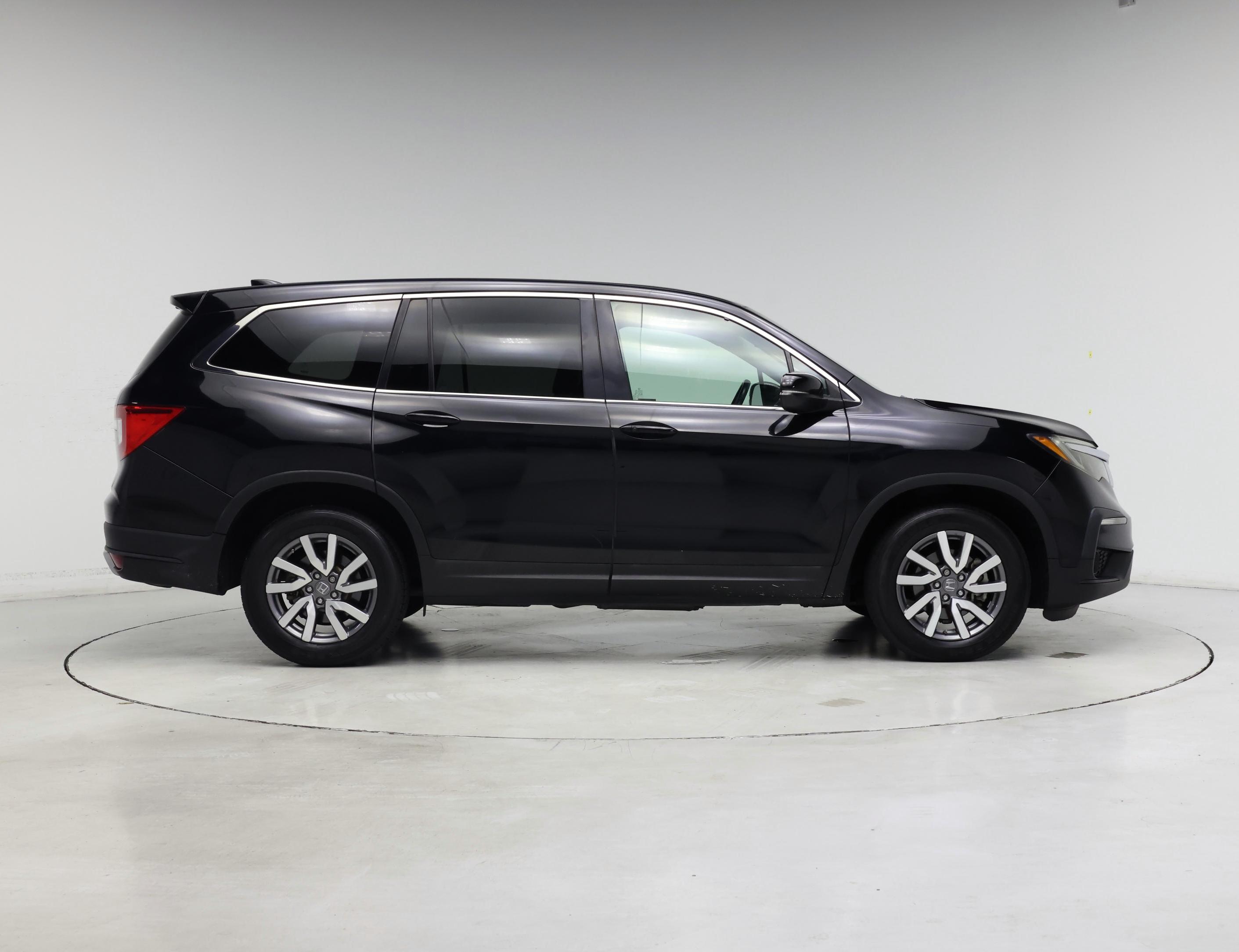 Thumbnail: 2019 Honda Pilot - 7
